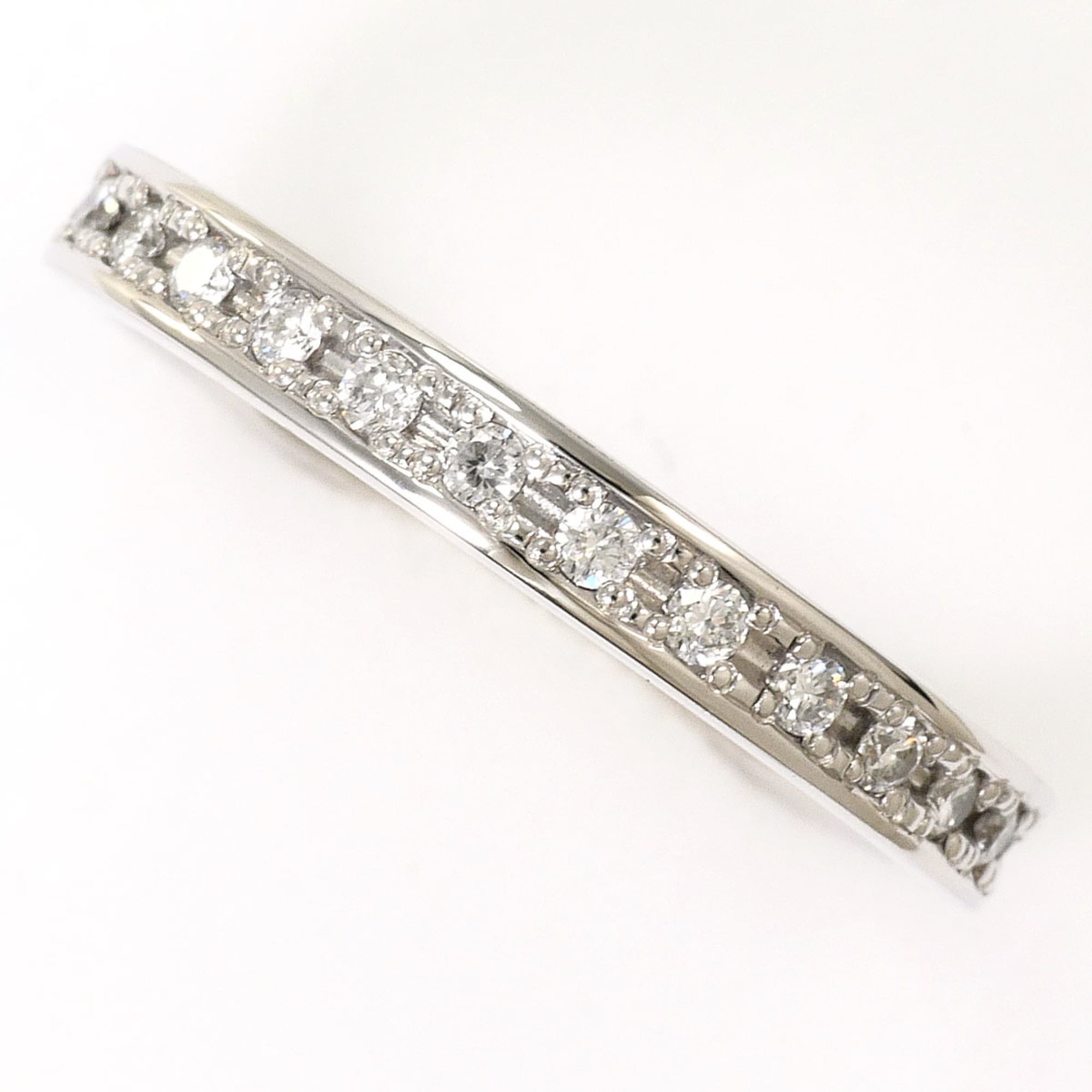 Unbranded White Gold White Gold (18K) Band Ring (Pre-Owned)