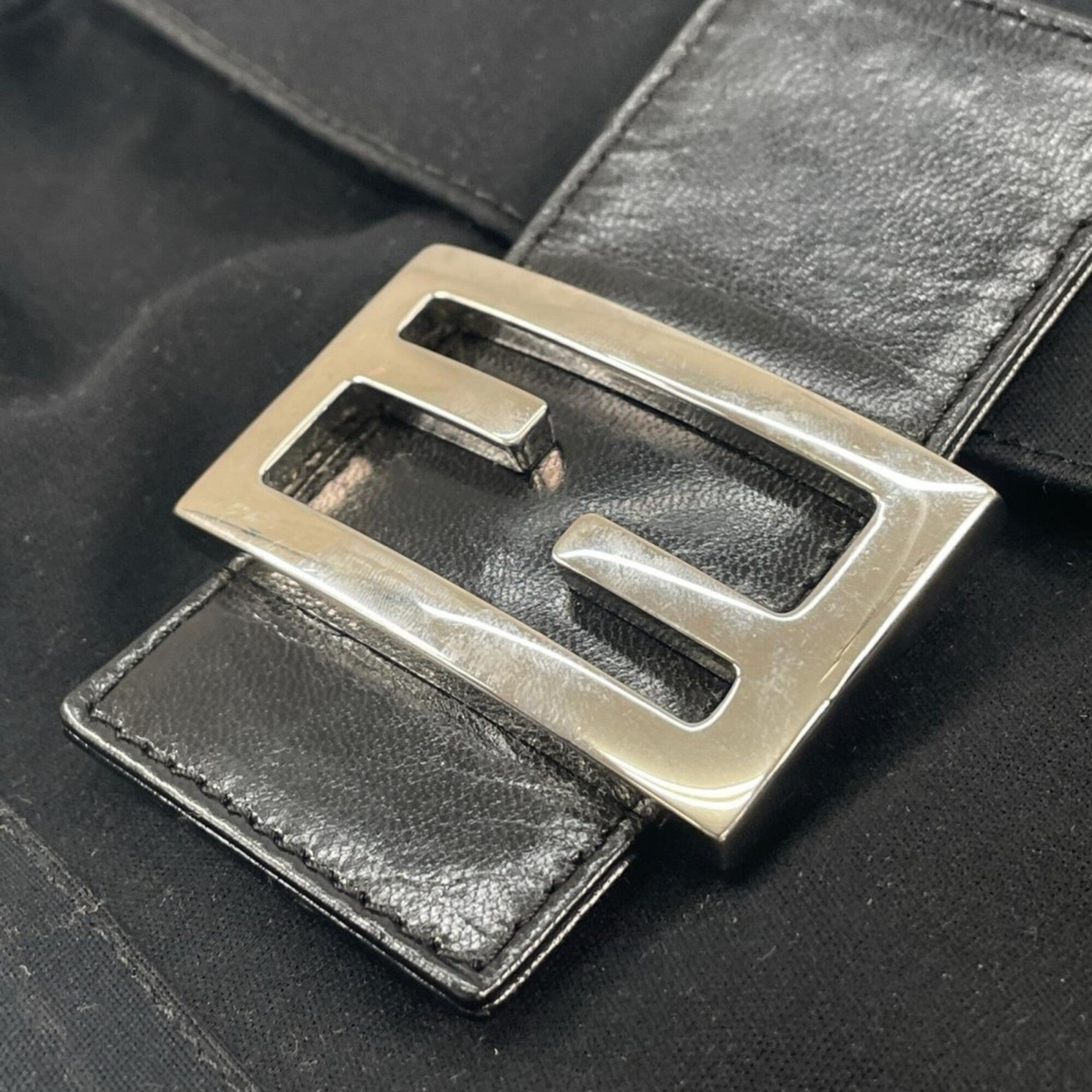 Fendi Black Satin Handbag (Pre-Owned)