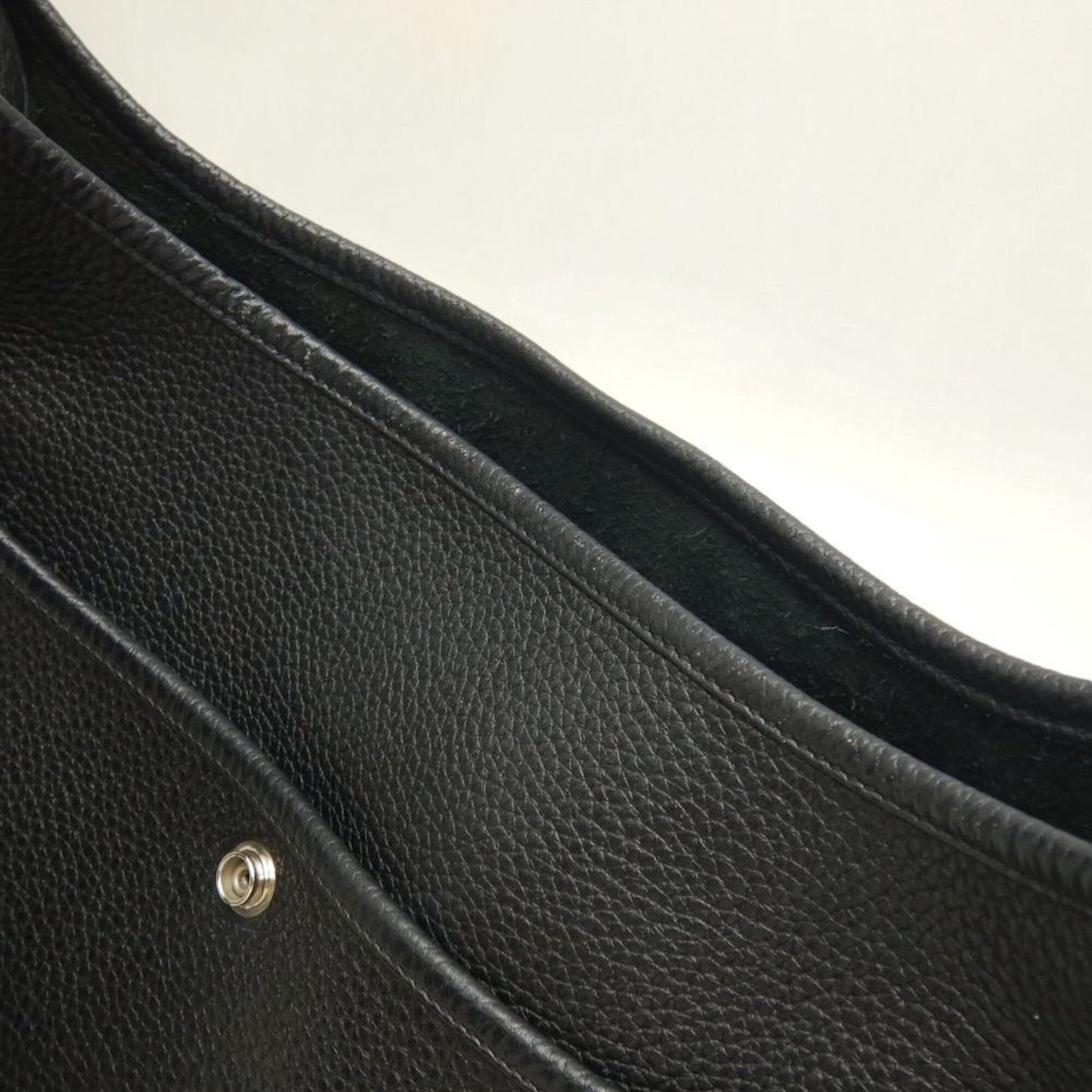 Hermes Evelyne Noir Taurillon Clemence Leather Shoulder Bag (Pre-Owned)