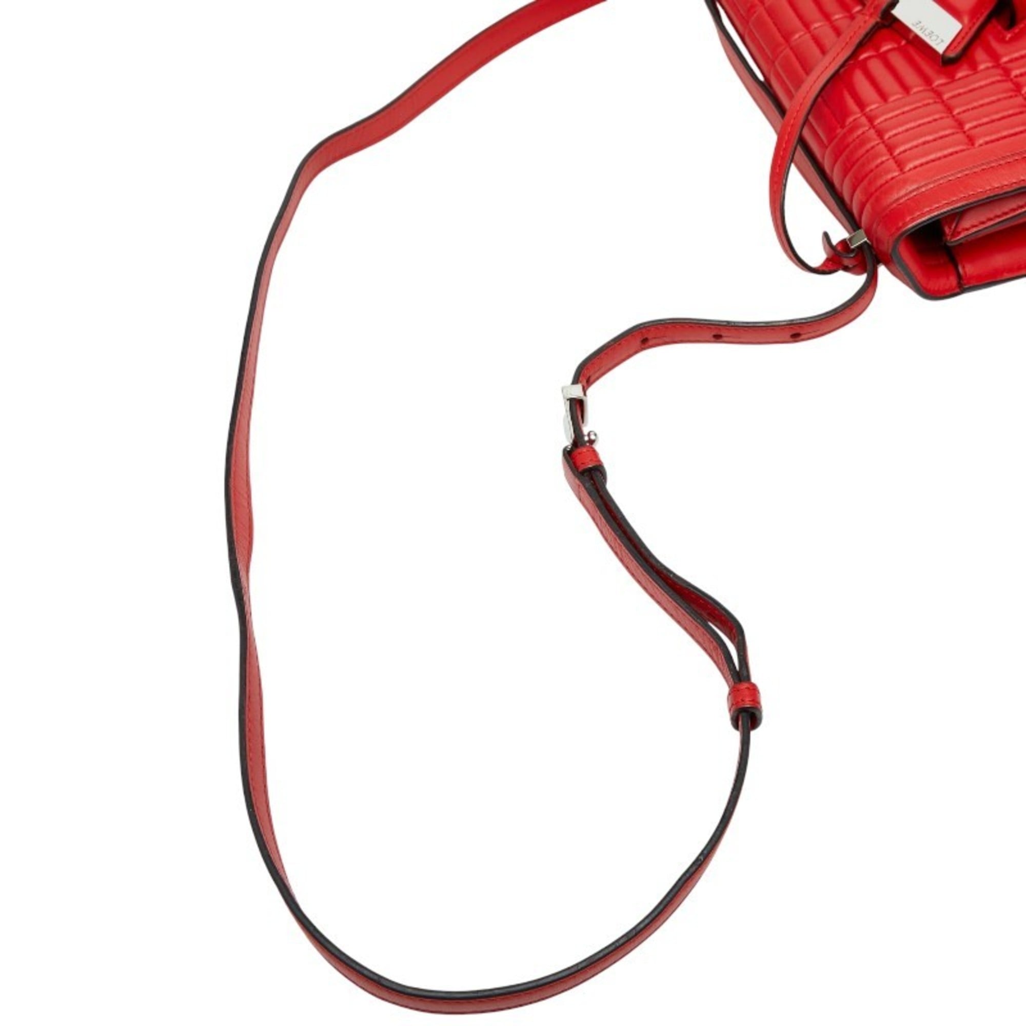 Loewe Red Color Leather Shoulder Bag (Pre-Owned)