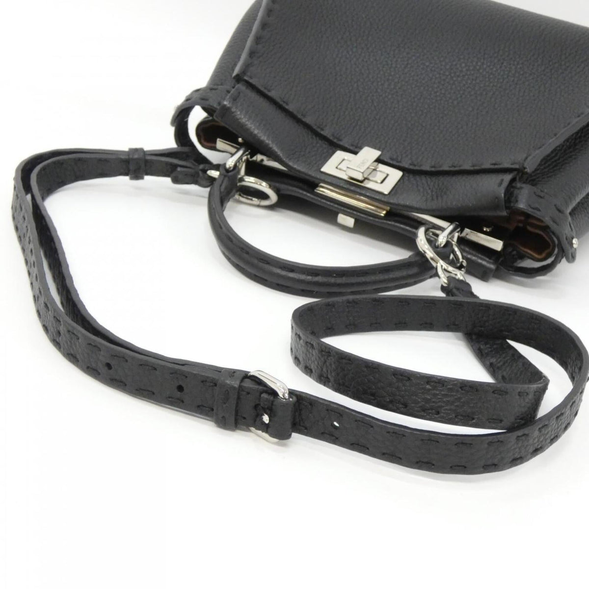 Fendi Black Leather Handbag (Pre-Owned)