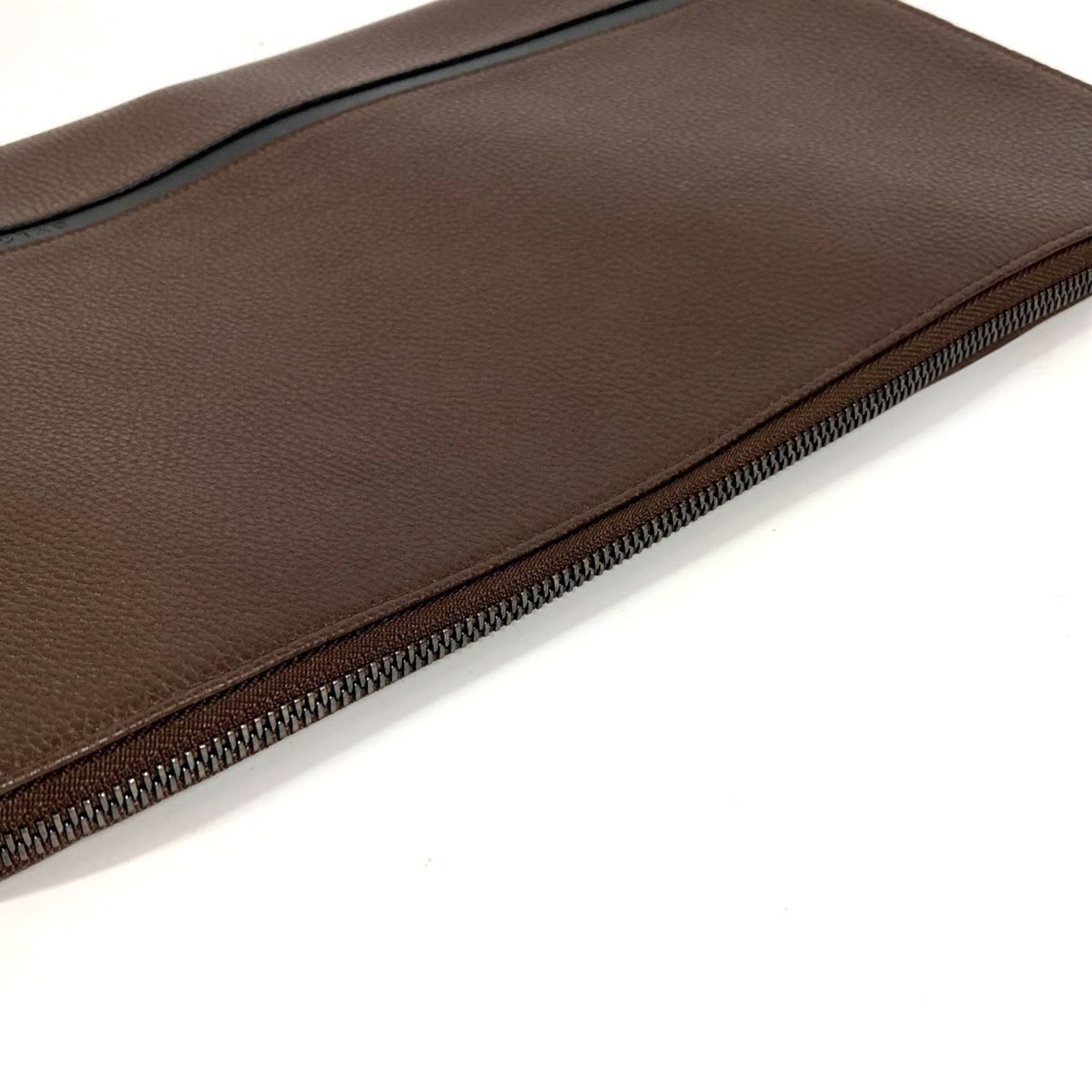 Bvlgari Black Brown Leather Clutch Bag (Pre-Owned)