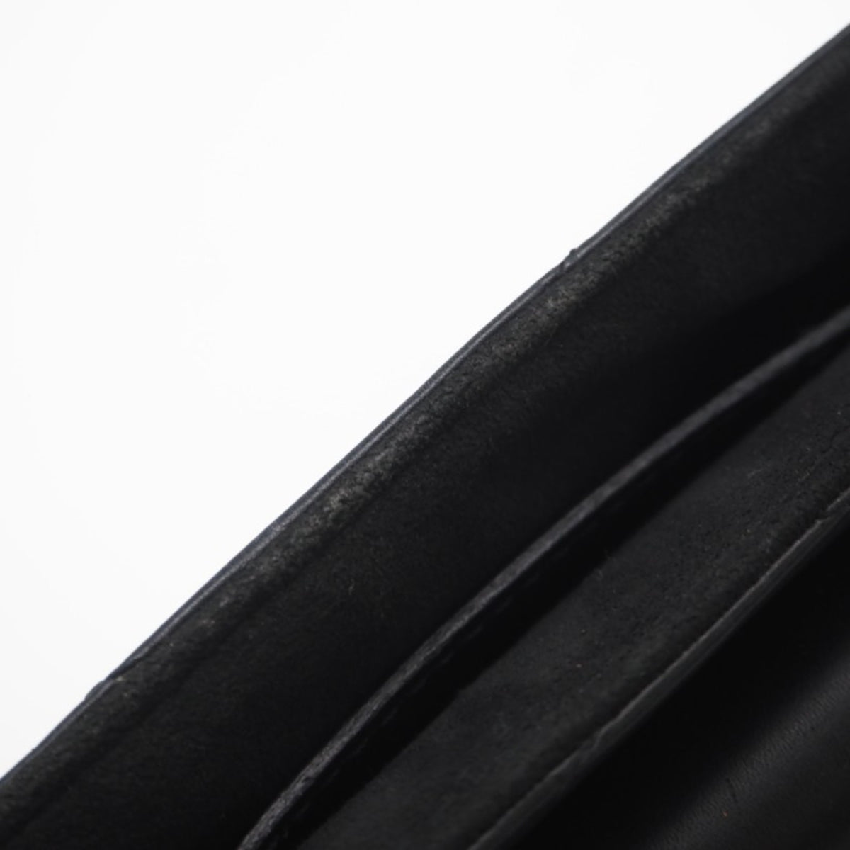 Louis Vuitton Black Leather Pochette Shoulder Bag (Pre-Owned)