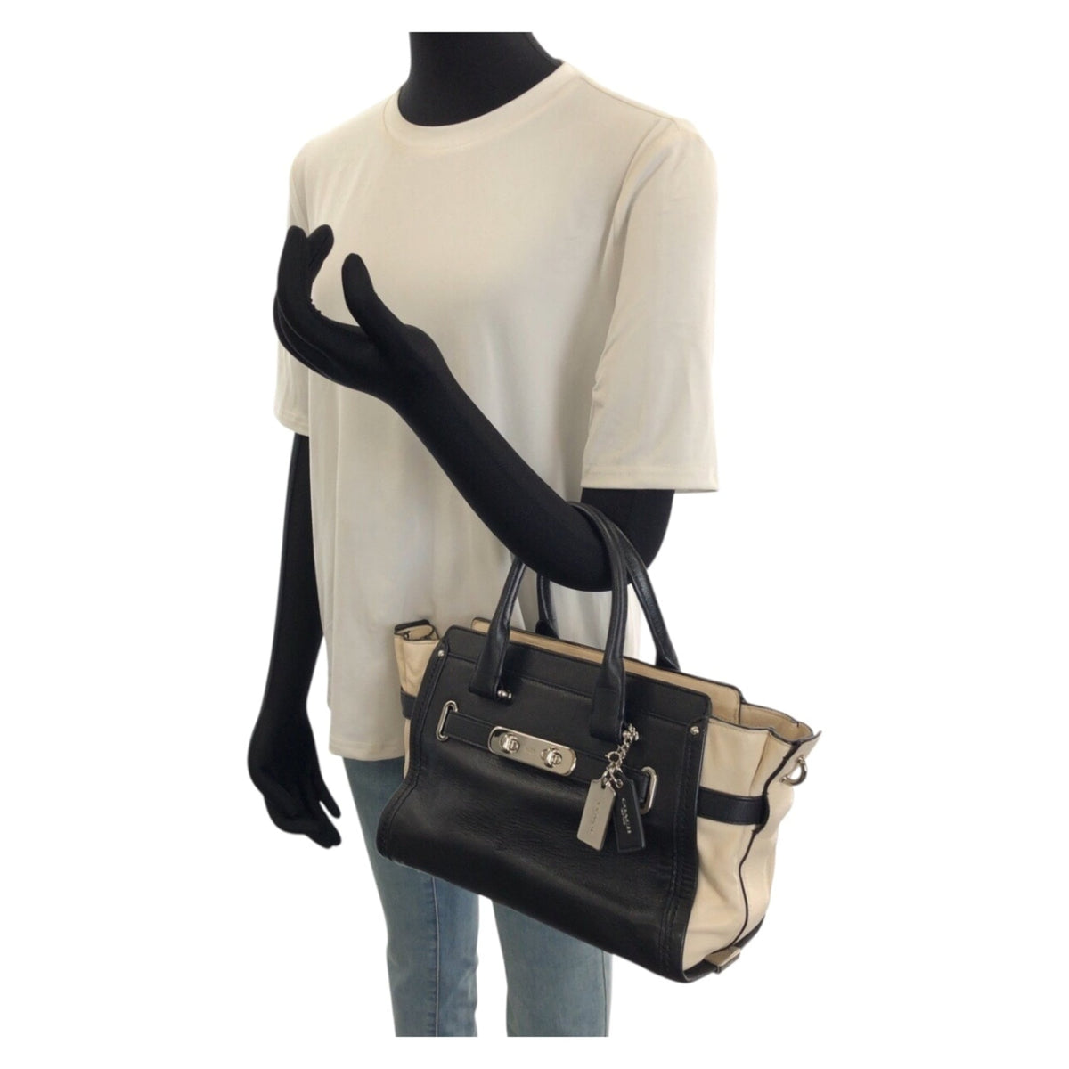 Coach Black White Leather Handbag Shoulder Bag (Pre-Owned)