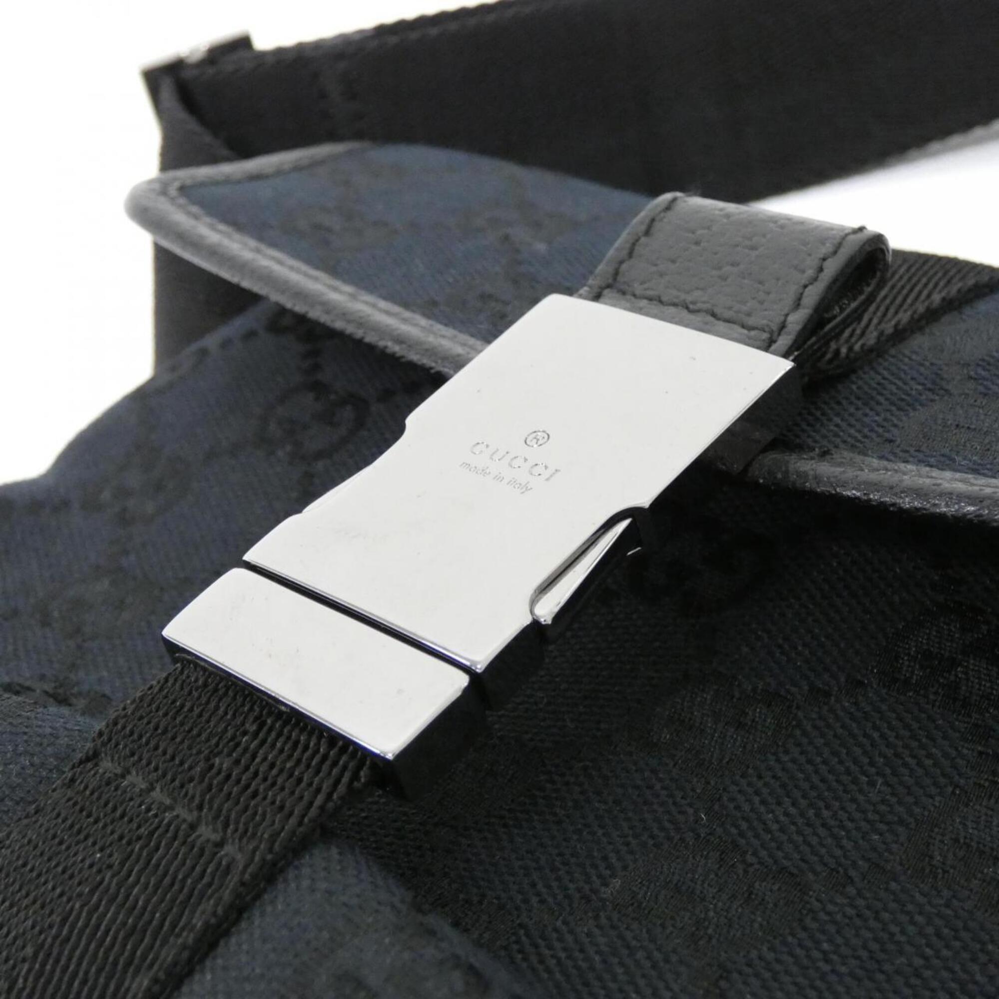 Gucci Black Gg Canvas Fanny Pack (Pre-Owned)