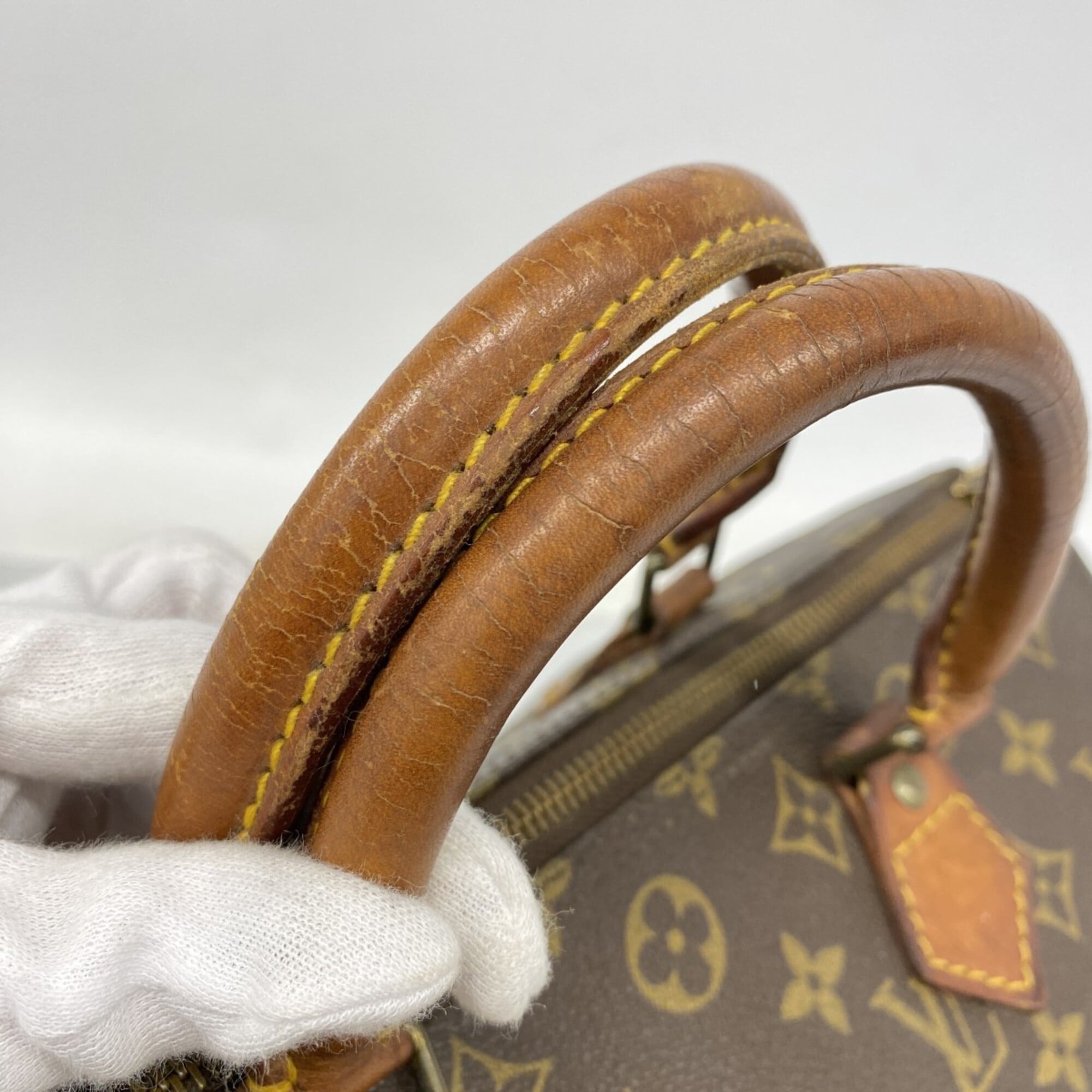 Louis Vuitton Brown Handbag (Pre-Owned)