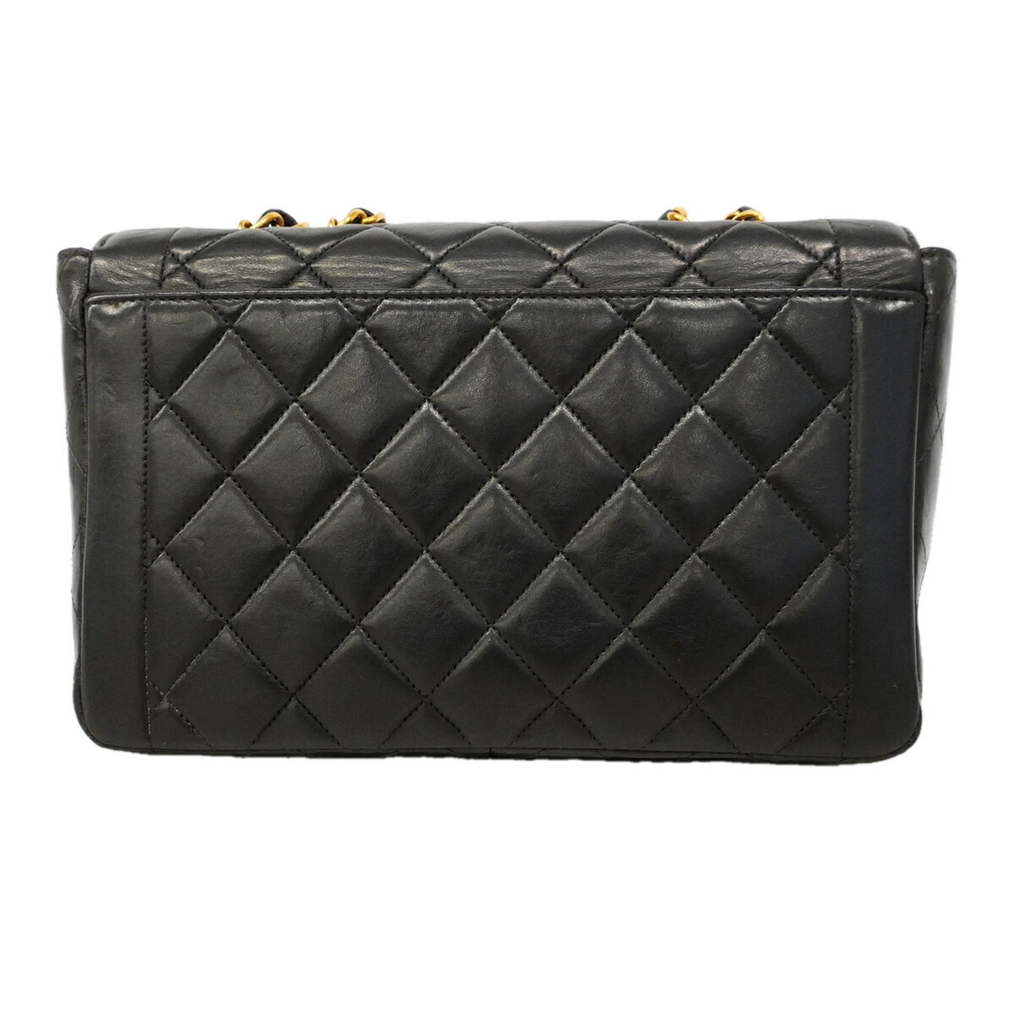 Chanel Black Leather Shoulder Bag (Pre-Owned)