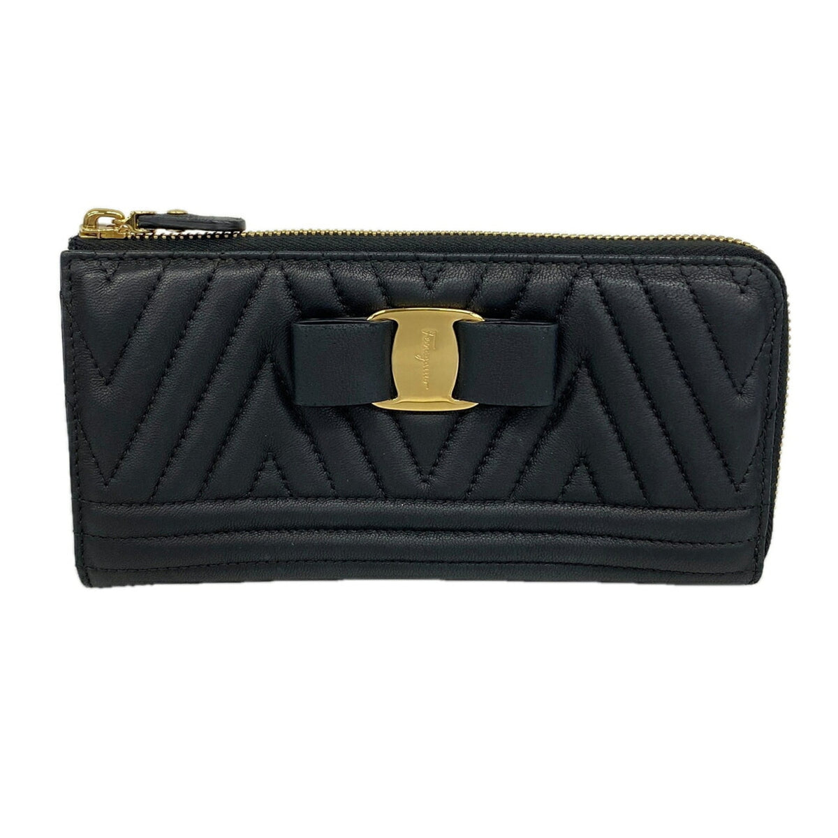 Salvatore Ferragamo Black Leather Long Wallet (Bi-Fold) (Pre-Owned)