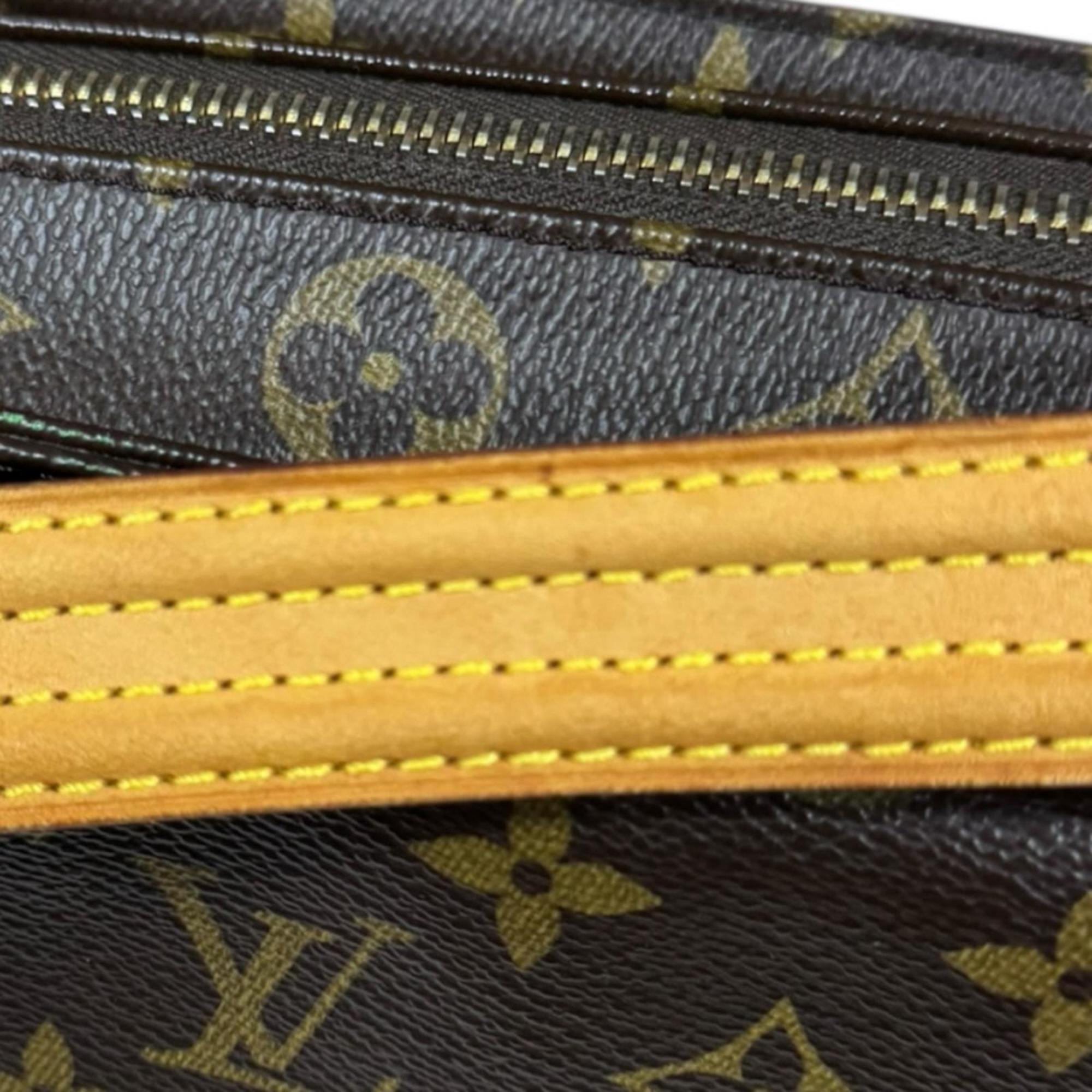 Louis Vuitton Brown Monogram Canvas Shoulder Bag (Pre-Owned)