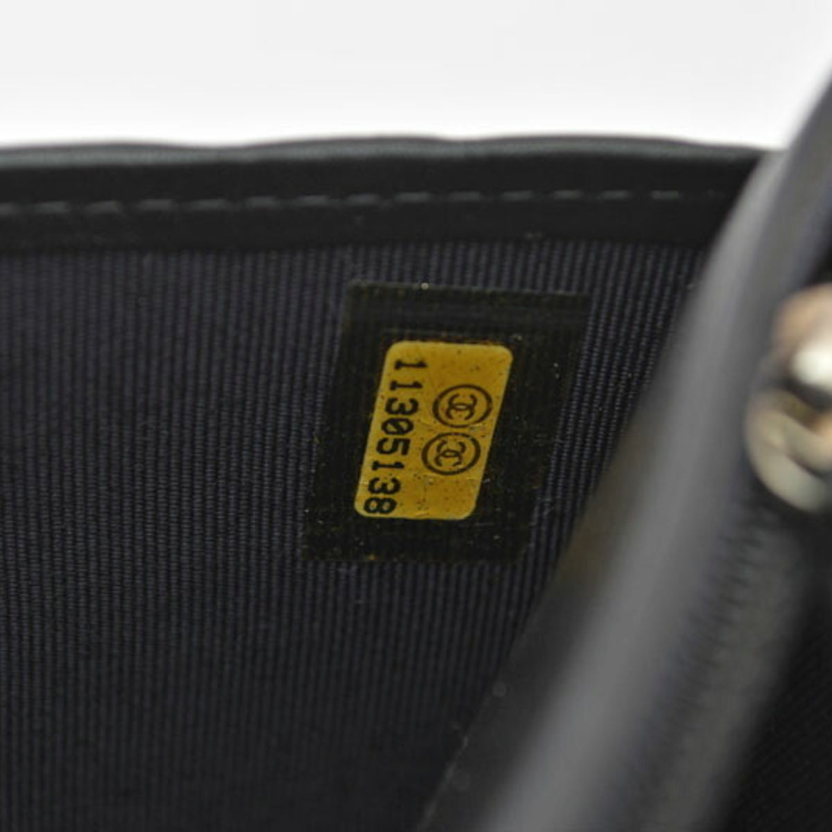 Chanel Black Leather Wallet (Bi-Fold) (Pre-Owned)