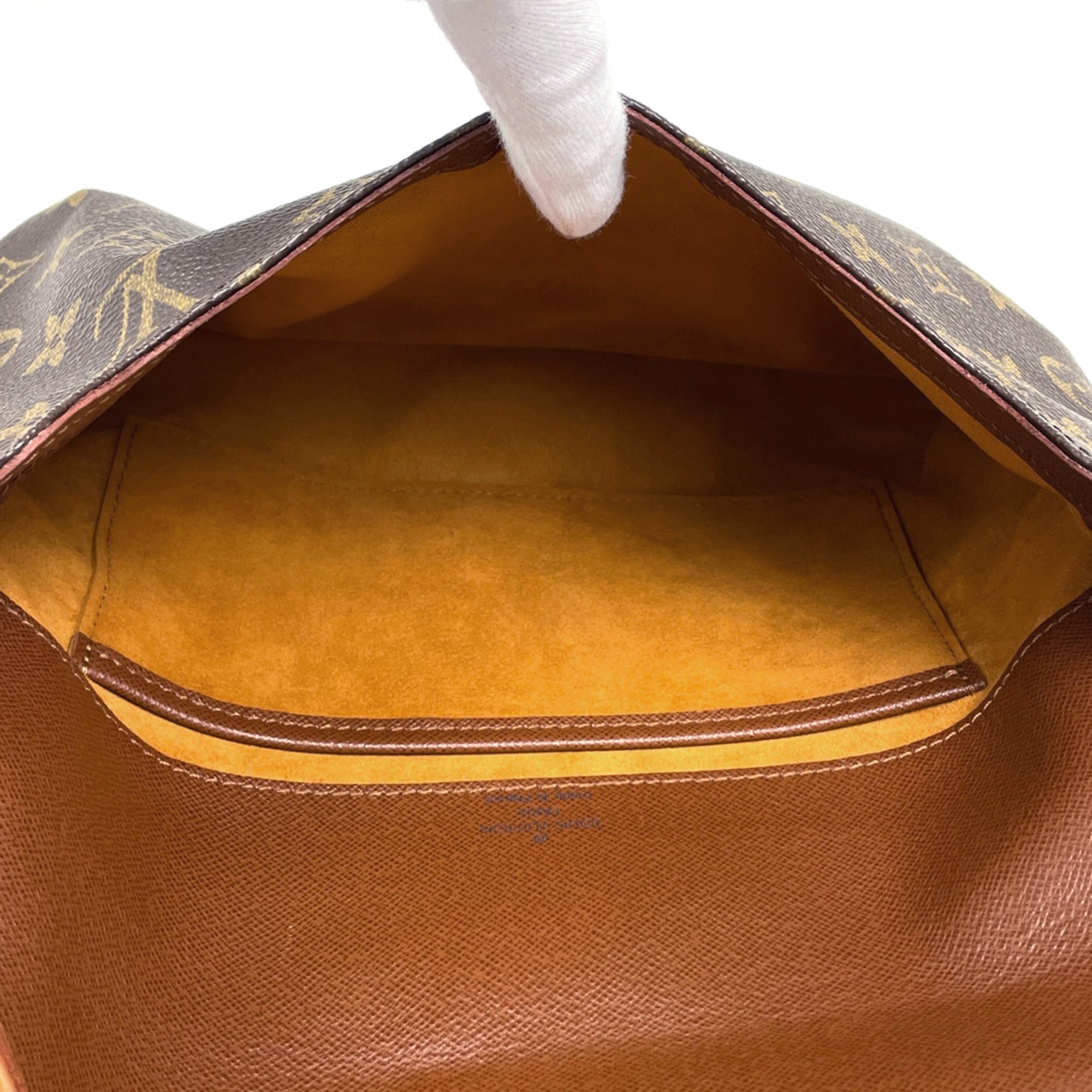 Louis Vuitton Brown Monogram Shoulder Bag (Pre-Owned)