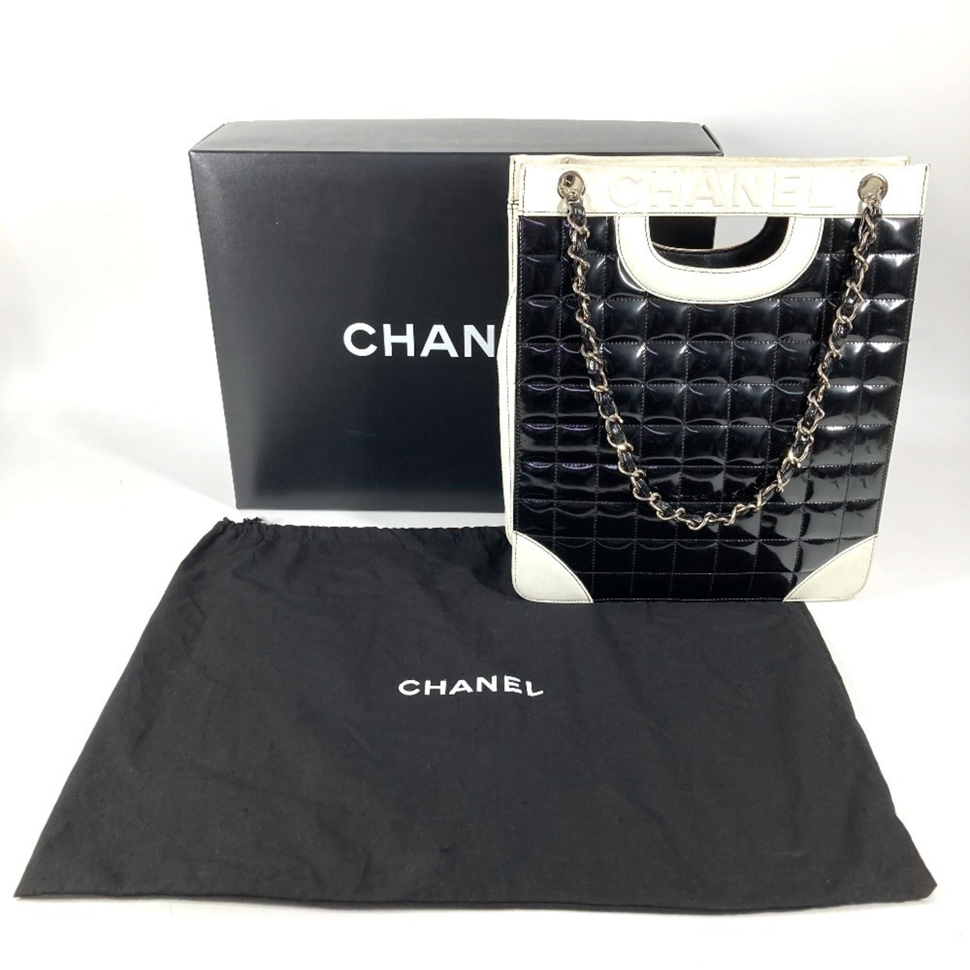 Chanel Chocolate Bar Black White Leather Shoulder Bag Tote Bag (Pre-Owned)