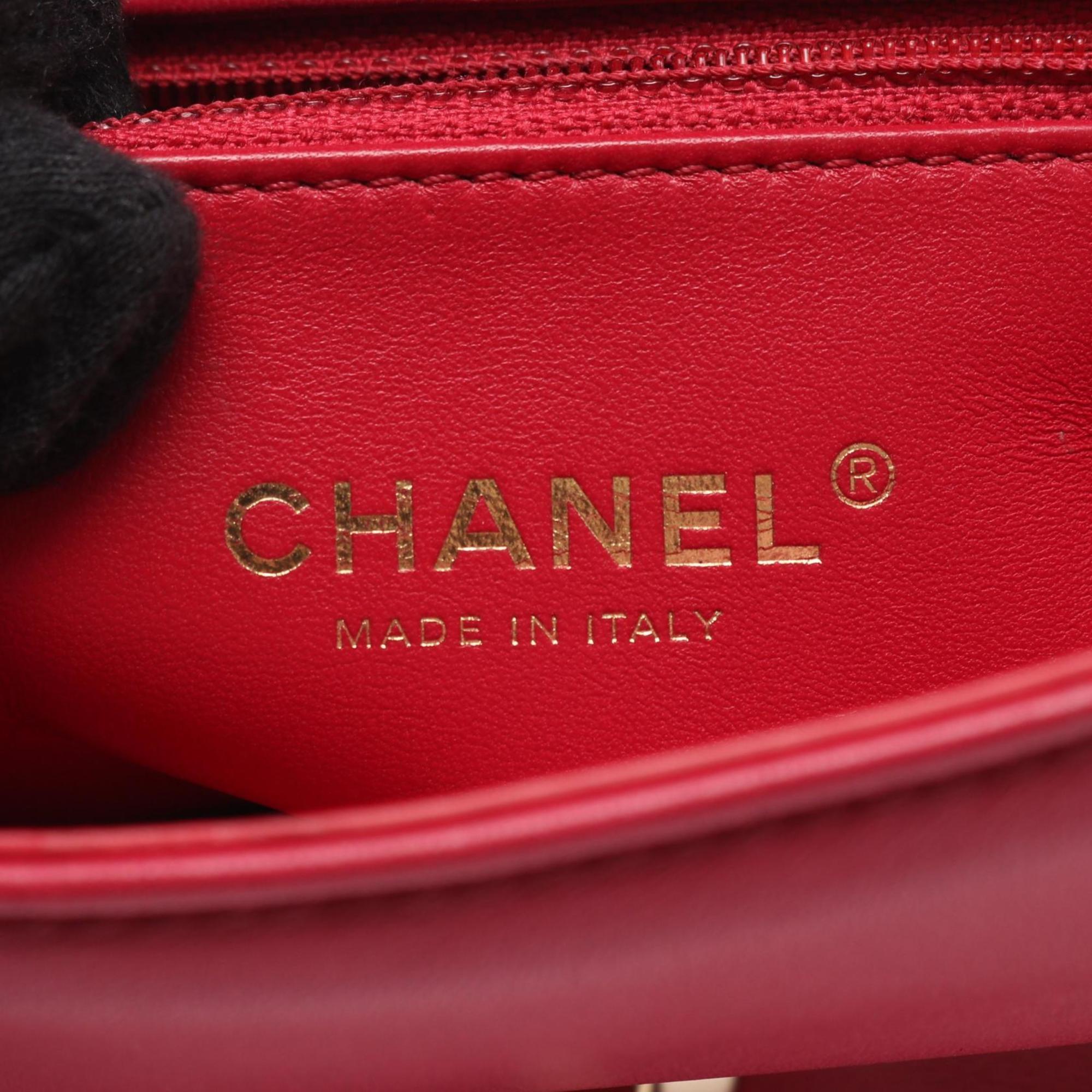 Chanel Red Color Leather Shoulder Bag (Pre-Owned)