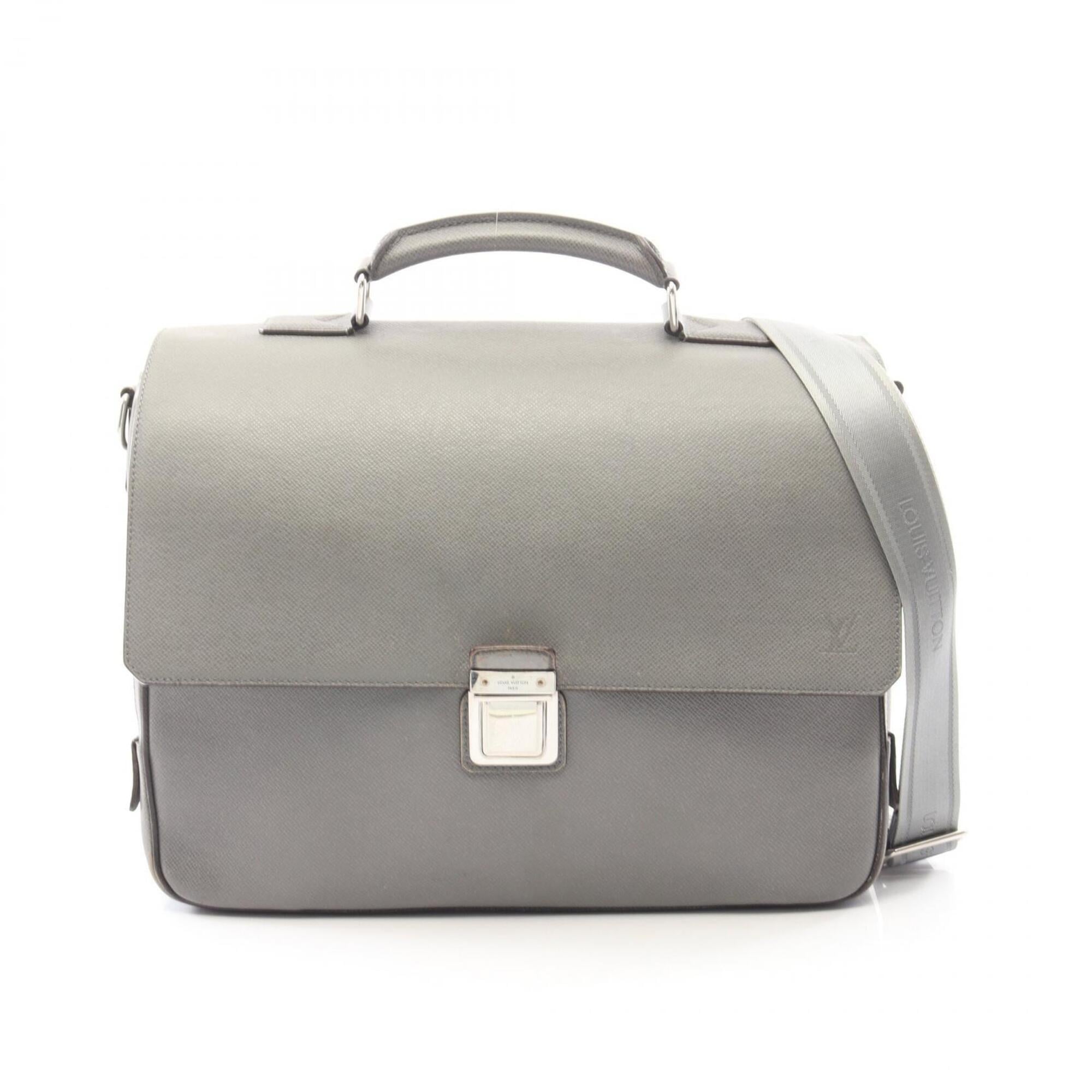 Louis Vuitton Glacier Gray Taiga Leather Handbag (Pre-Owned)