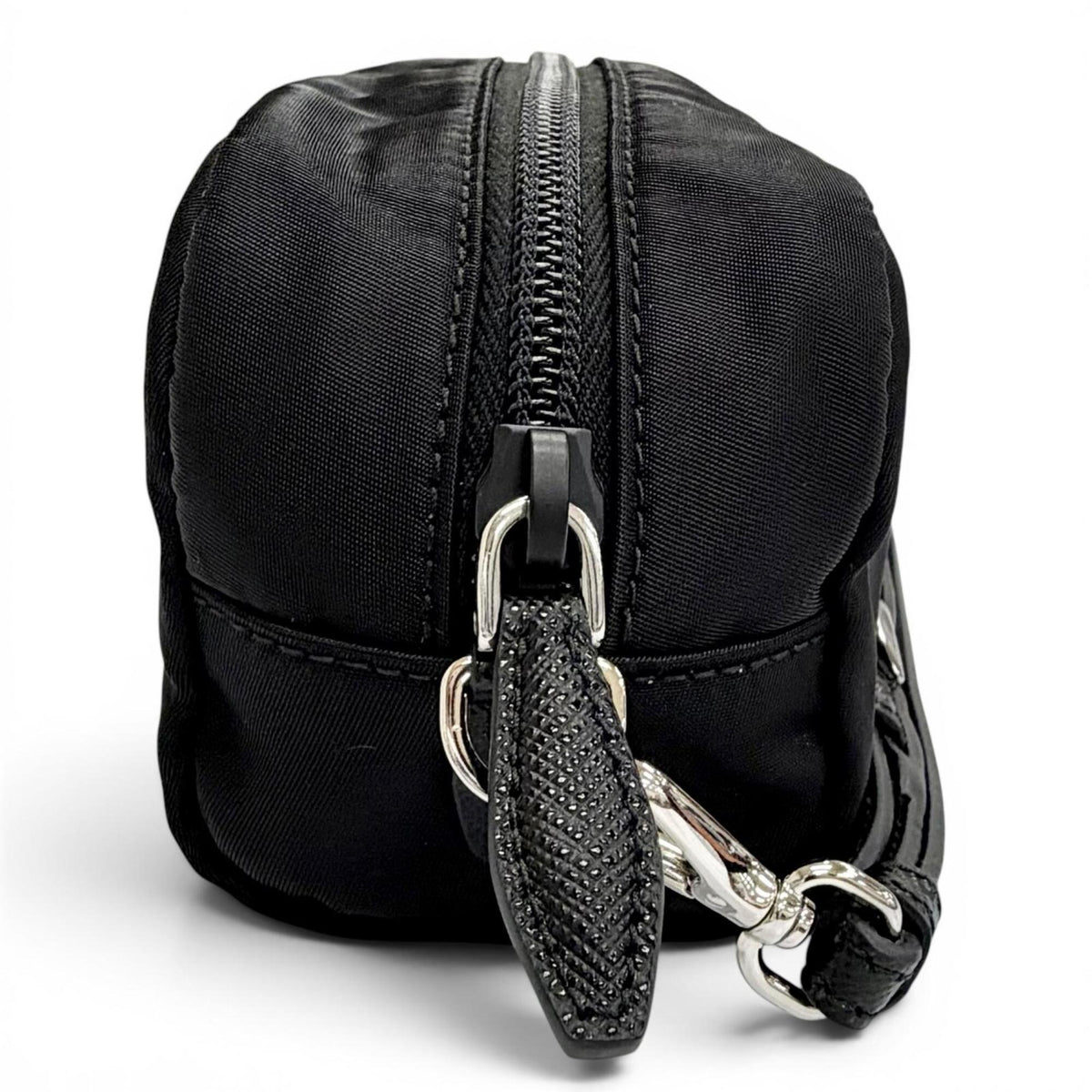 Prada Black Nylon Pouch (Pre-Owned)