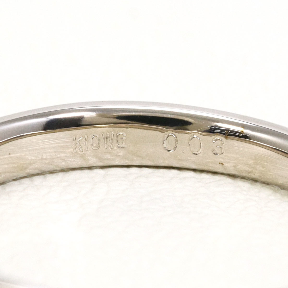 Unbranded White Gold White Gold (10K) Band Ring (Pre-Owned)