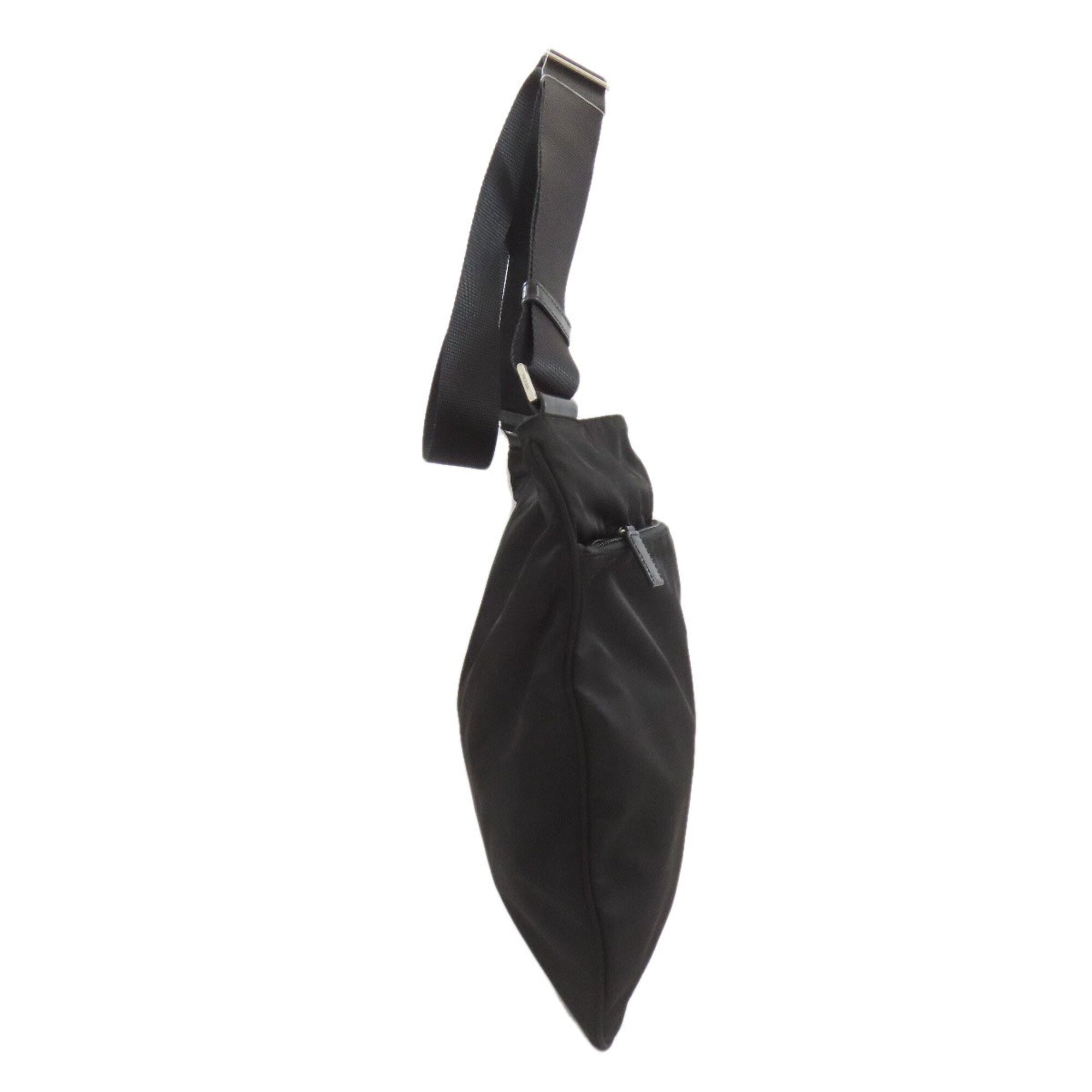 Prada Black Nylon Shoulder Bag (Pre-Owned)