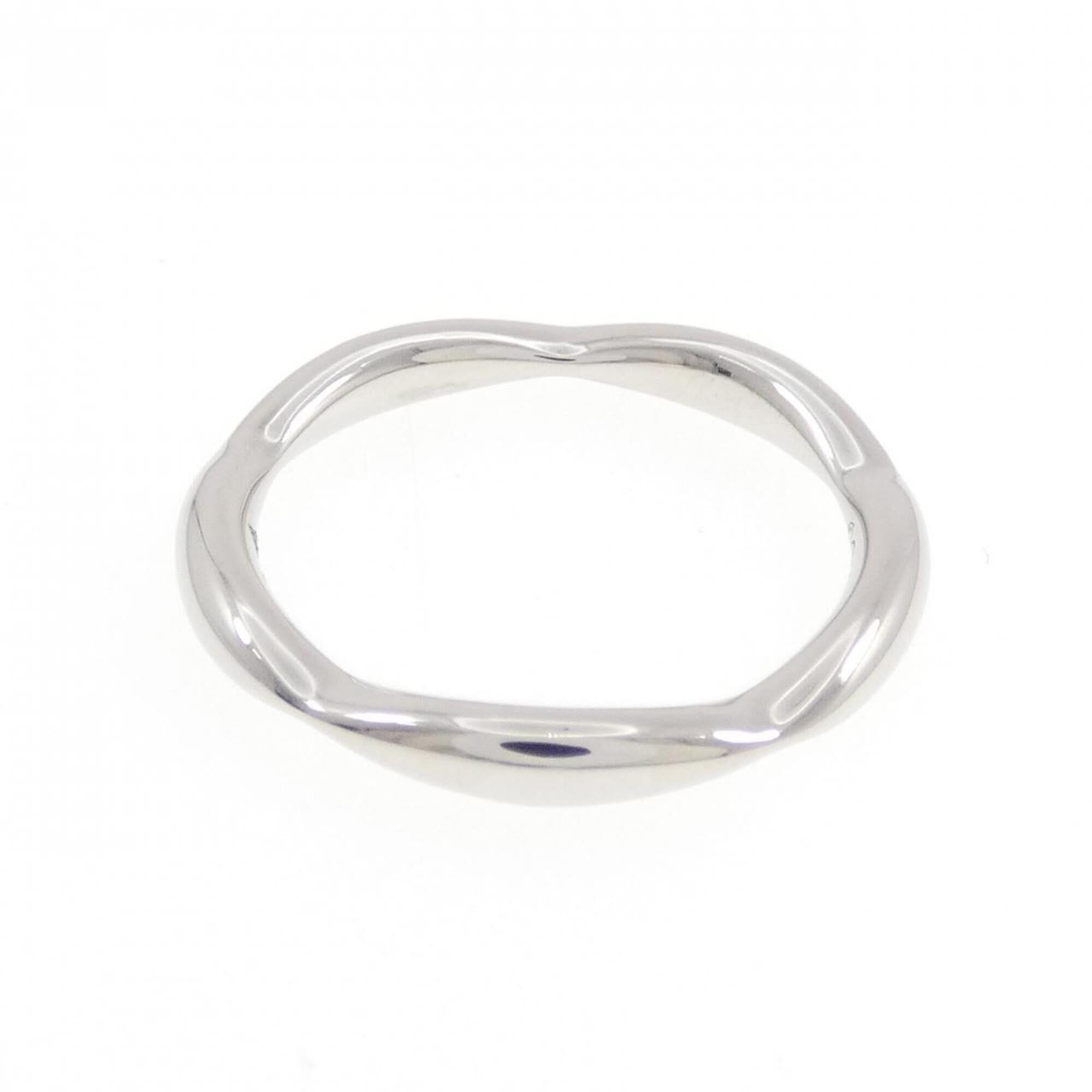 Chanel Platinum 950 Band Ring (Pre-Owned)