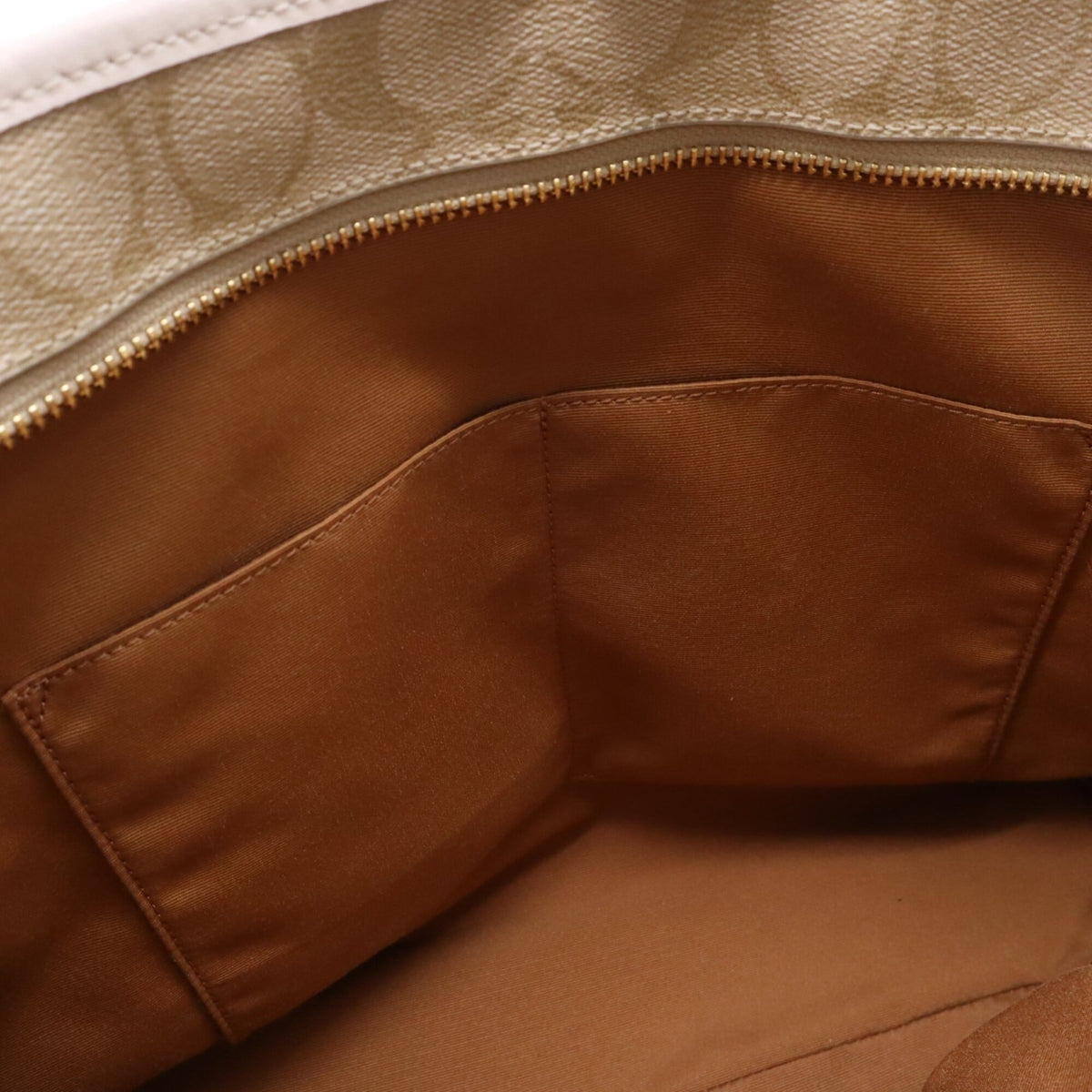 Coach Beige White Canvas Tote Bag (Pre-Owned)