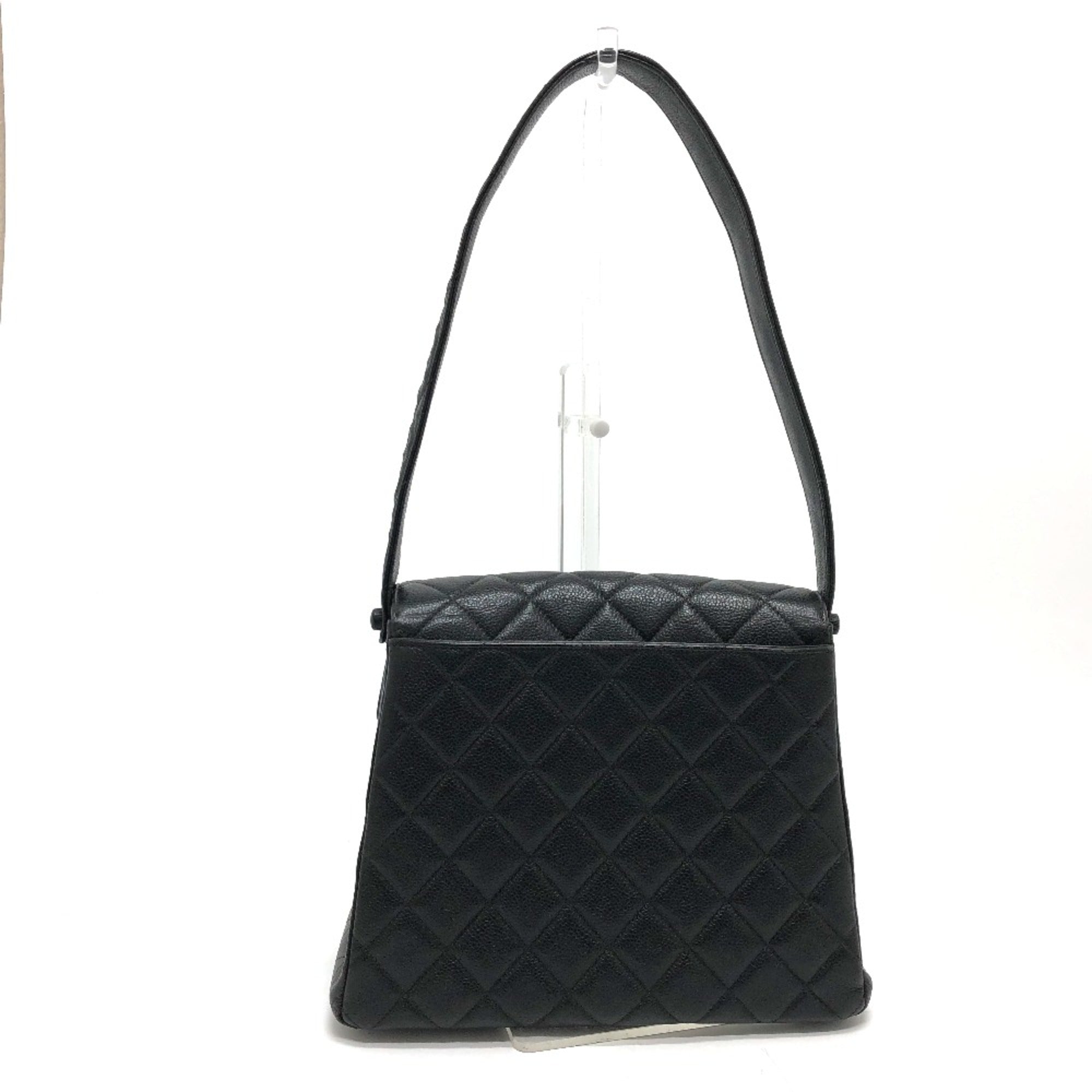 Chanel Black Leather Shoulder Bag (Pre-Owned)
