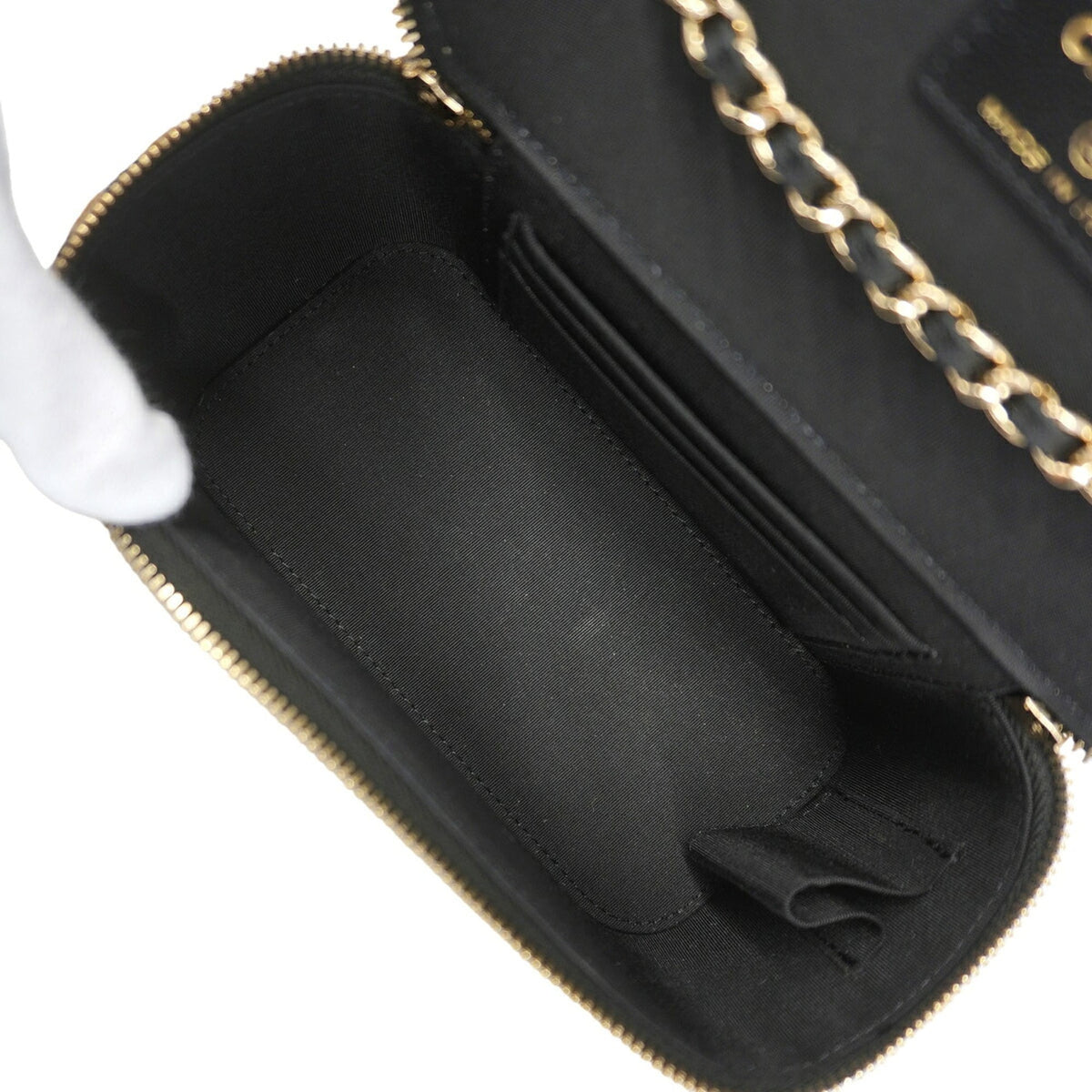 Chanel Beige Black Raffia Vanity Bag (Pre-Owned)