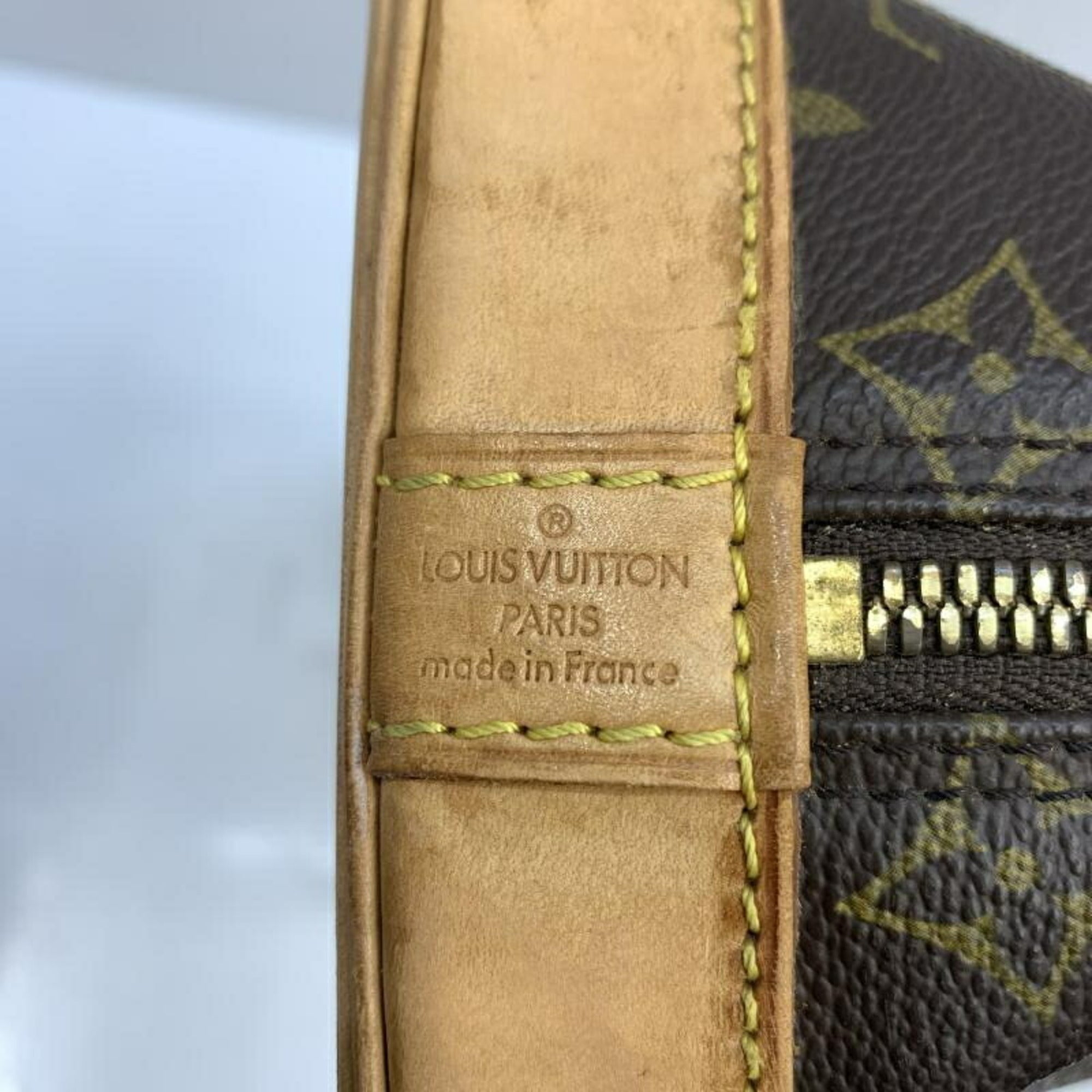 Louis Vuitton Handbag (Pre-Owned)