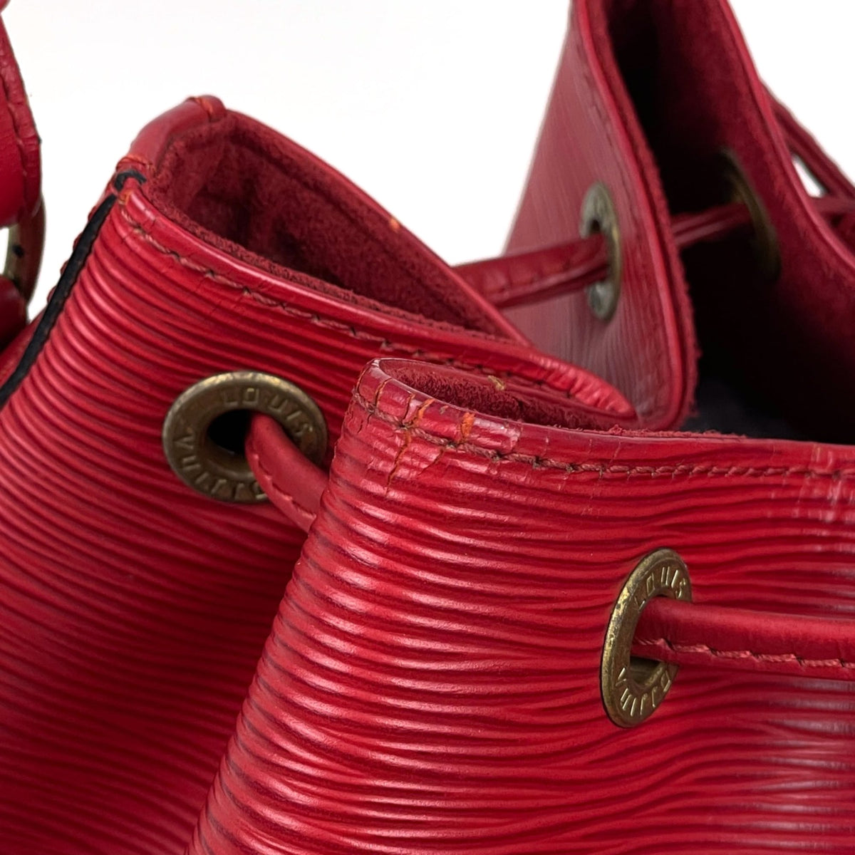 Louis Vuitton Castilian Red Epi Leather Shoulder Bag (Pre-Owned)