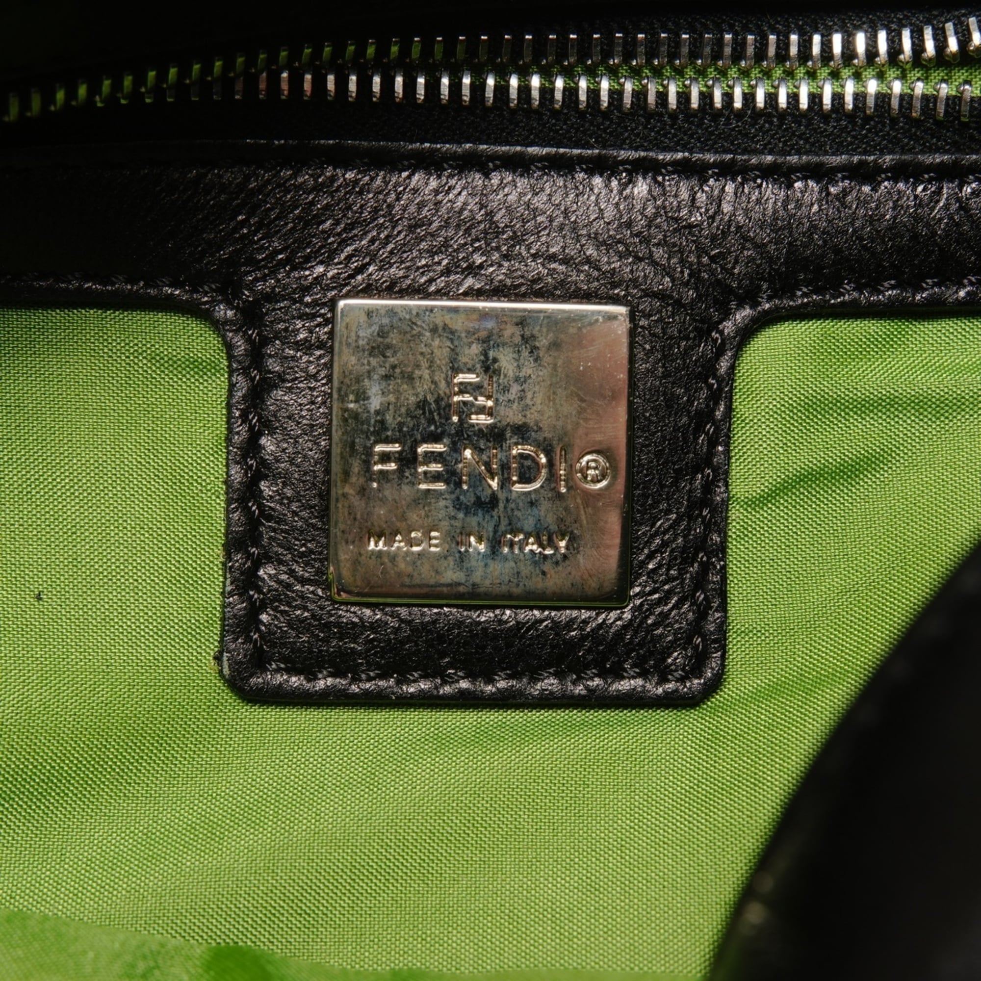 Fendi Black Shoulder Bag (Pre-Owned)