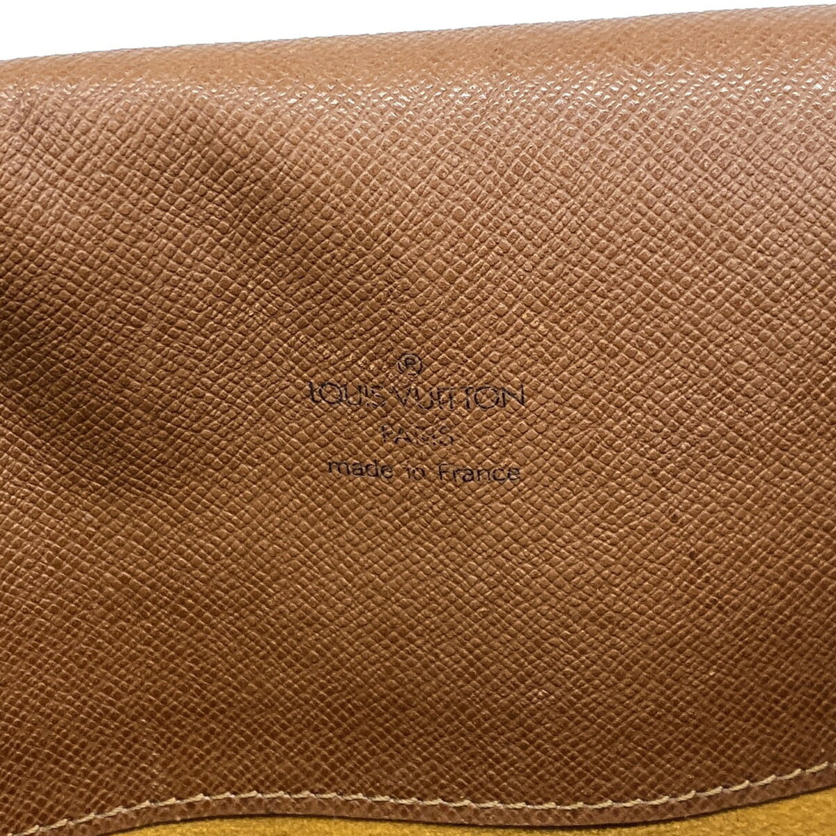 Louis Vuitton Brown Shoulder Bag (Pre-Owned)