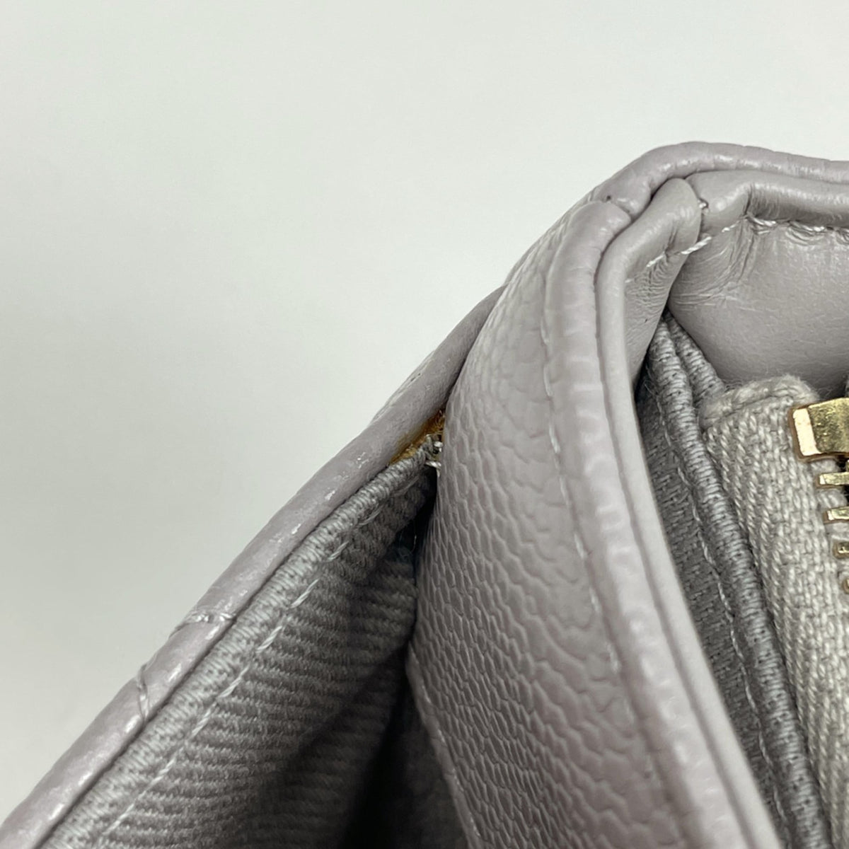 Chanel Matelasse Gray Grained Calfskin Shoulder Bag (Pre-Owned)