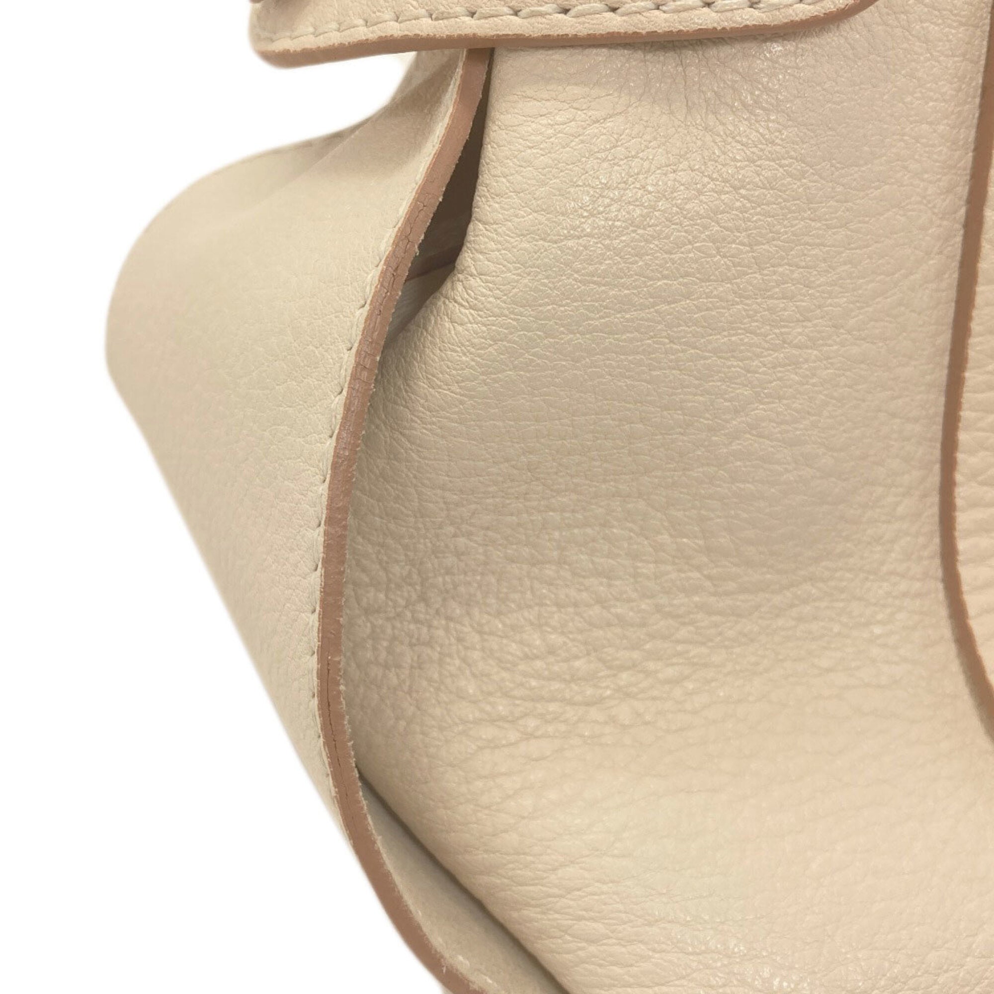 Salvatore Ferragamo White Leather Tote Bag (Pre-Owned)