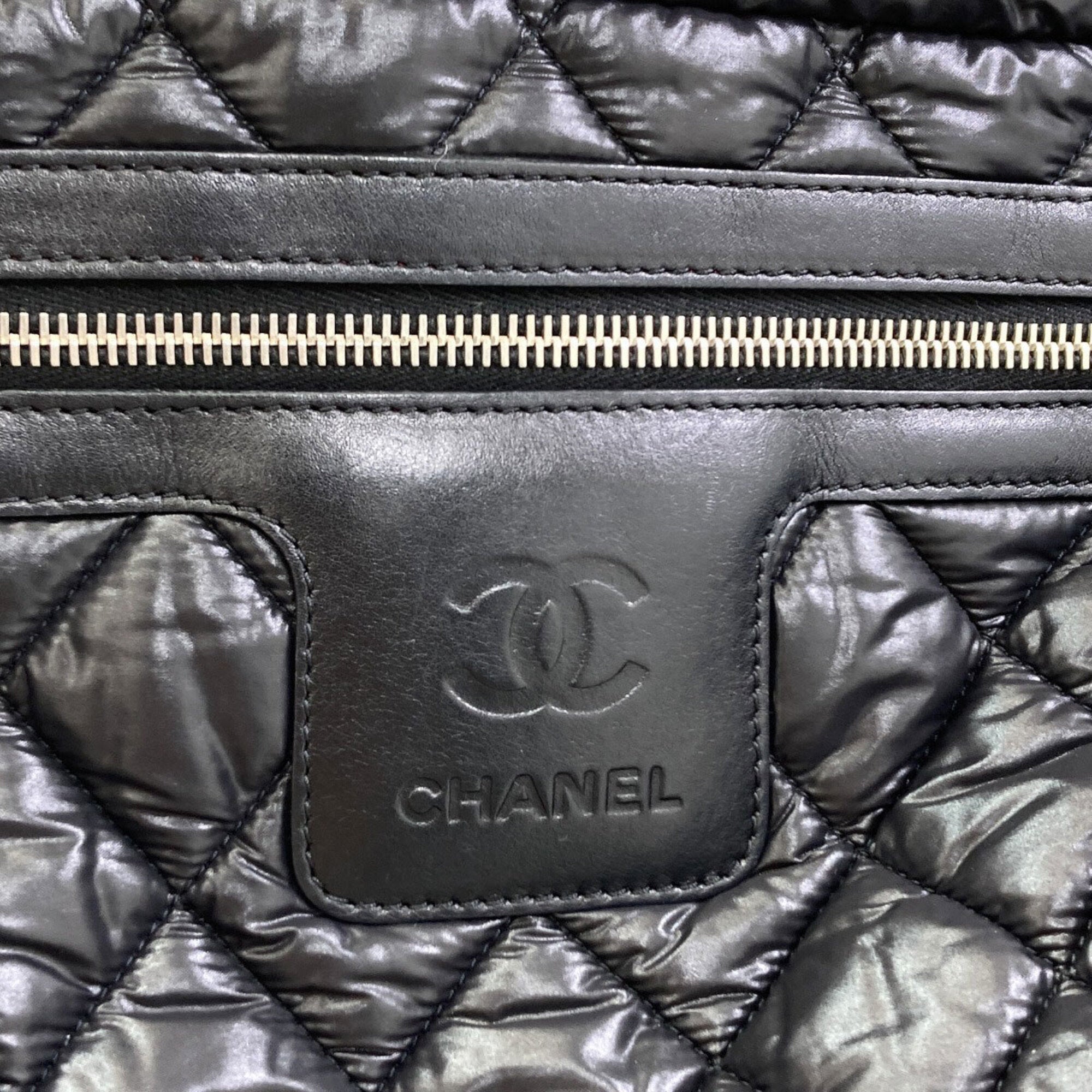 Chanel Black Nylon Handbag (Pre-Owned)