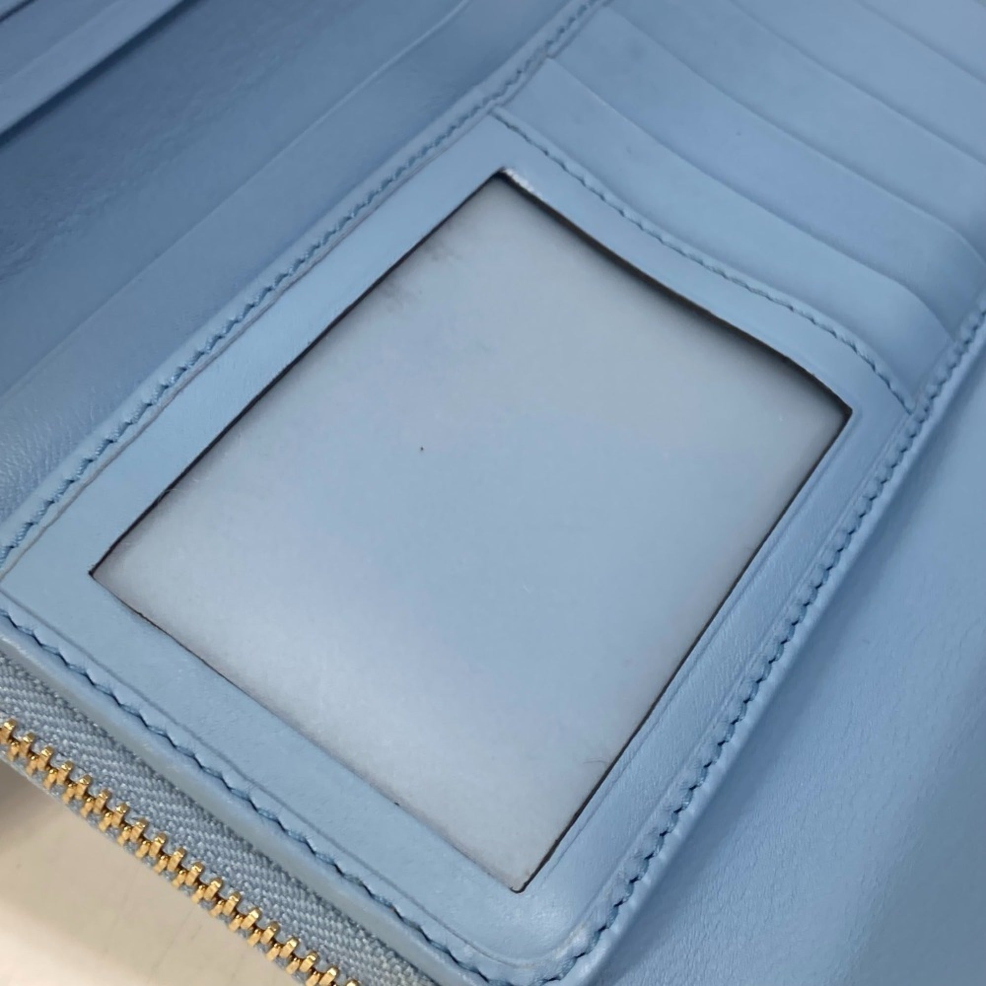 Gucci Light Blue Leather Long Wallet (Bi-Fold) (Pre-Owned)