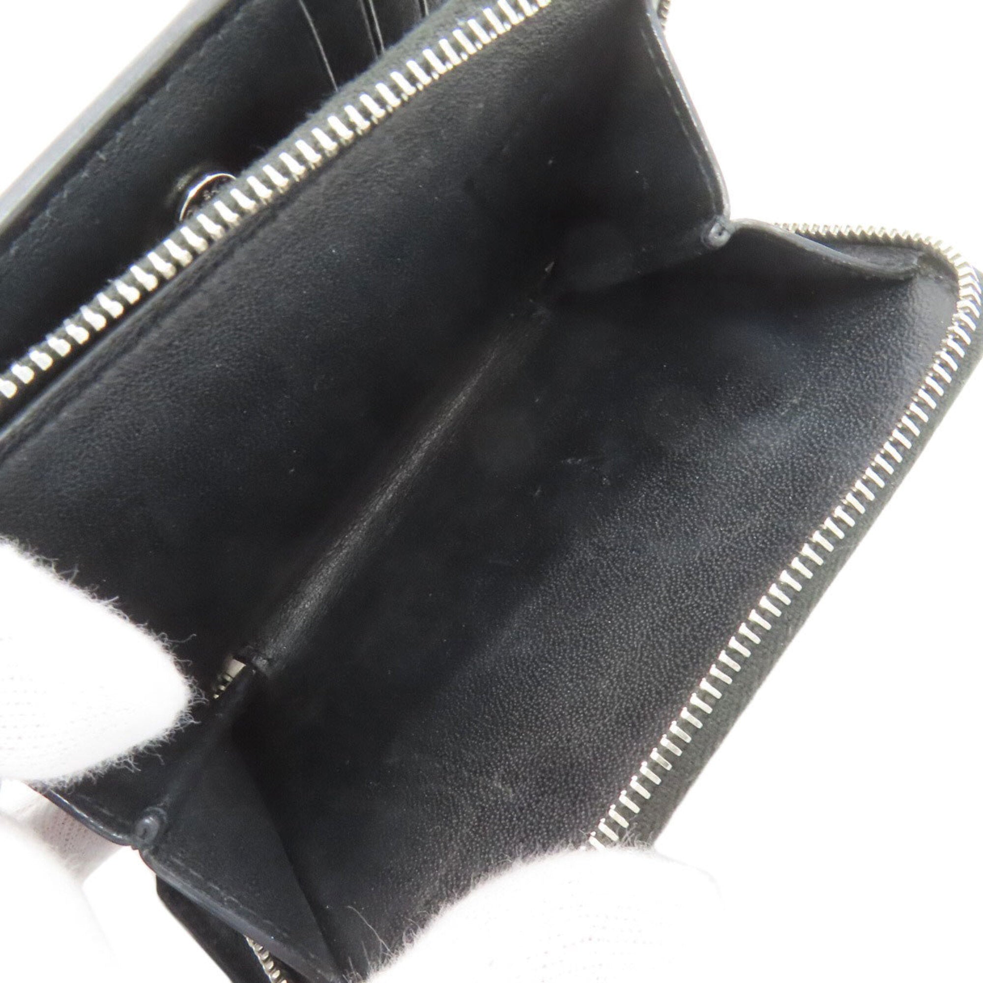 Saint Laurent Black Leather Wallet (Bi-Fold) (Pre-Owned)
