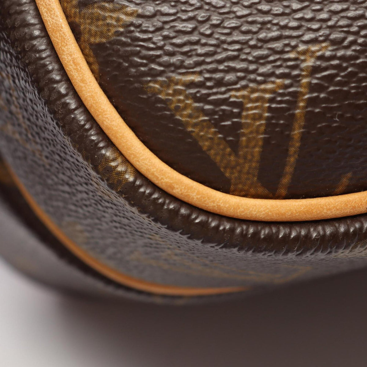 Louis Vuitton Brown Monogram Monogram Leather Handbag Shoulder Bag (Pre-Owned)