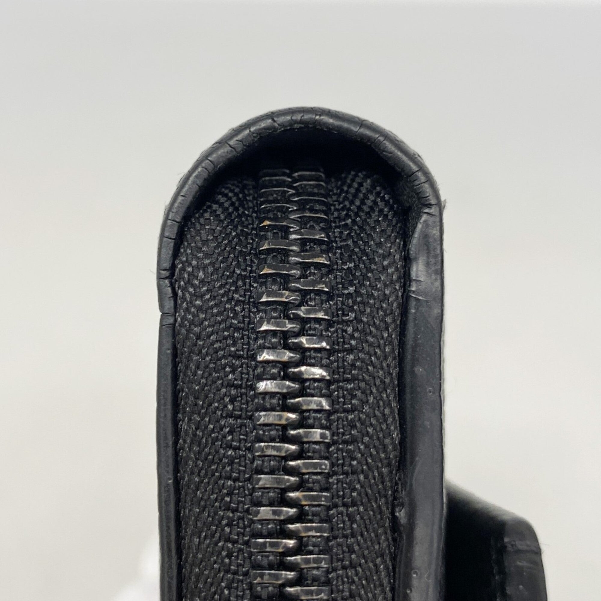Louis Vuitton Black Long Wallet (Bi-Fold) (Pre-Owned)
