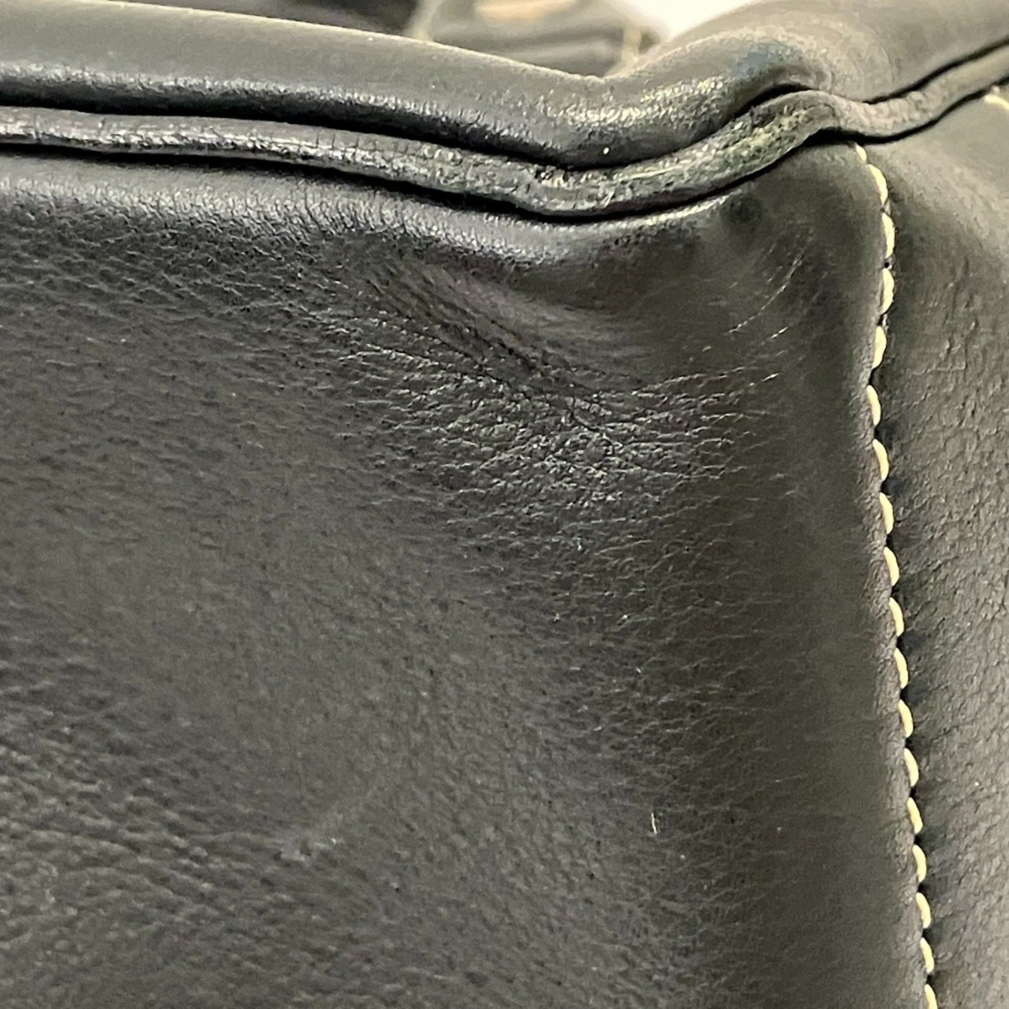Celine Black Leather Handbag (Pre-Owned)