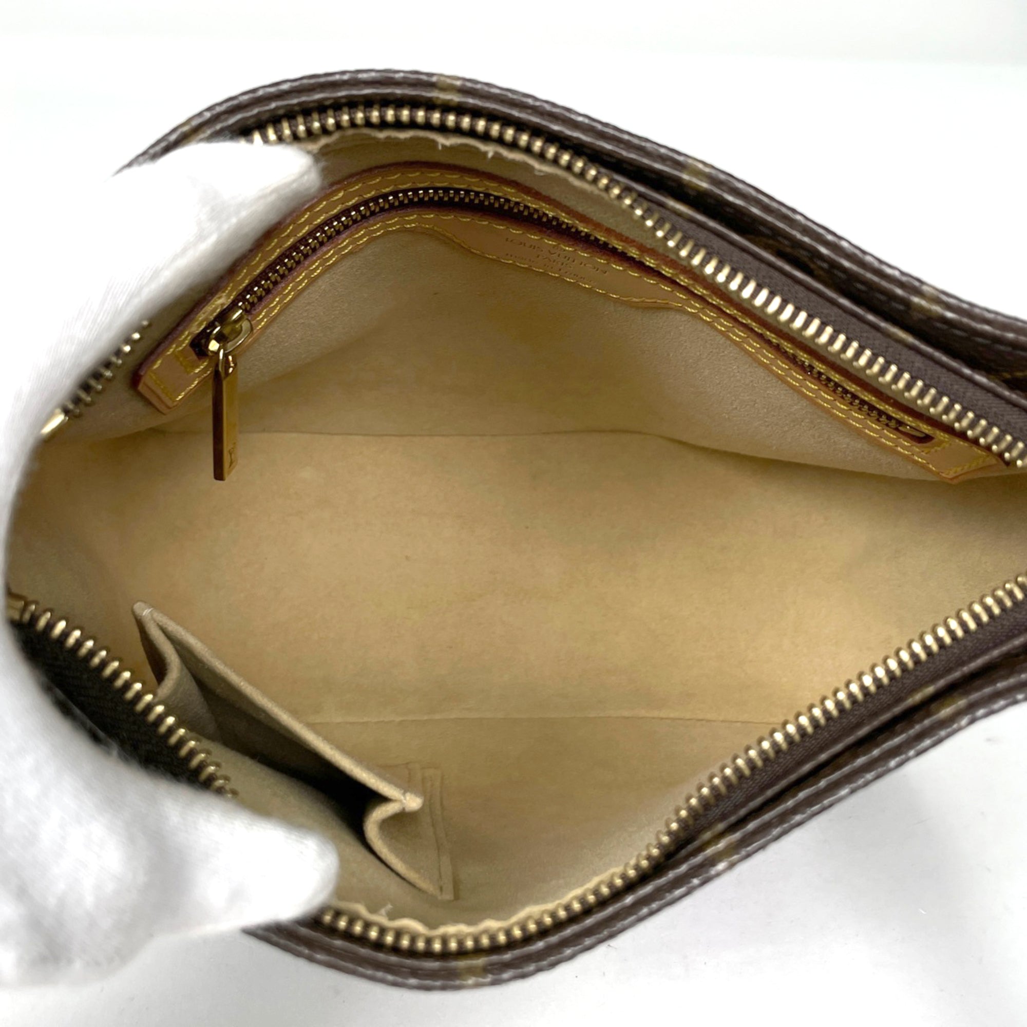 Louis Vuitton Brown Monogram Shoulder Bag (Pre-Owned)
