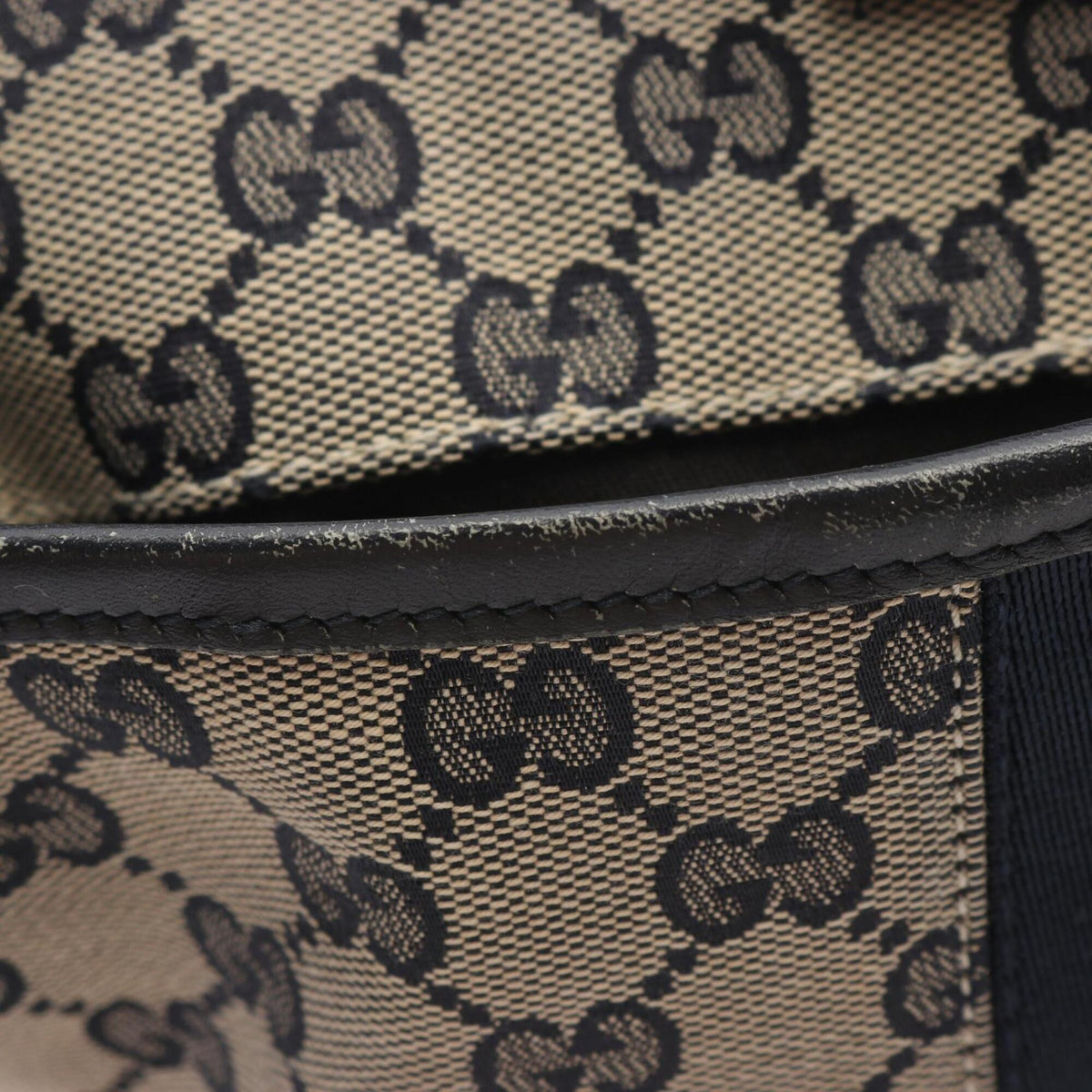Gucci Beige Navy Canvas Leather Handbag Shoulder Bag (Pre-Owned)