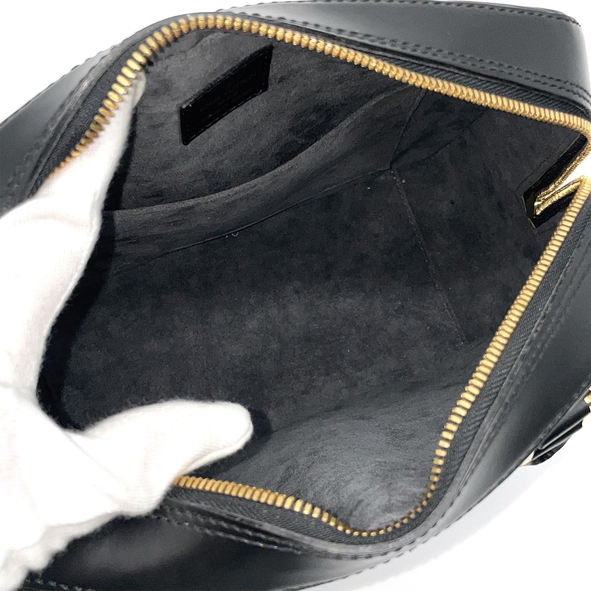 Louis Vuitton Black Noir Epi Leather Handbag (Pre-Owned)