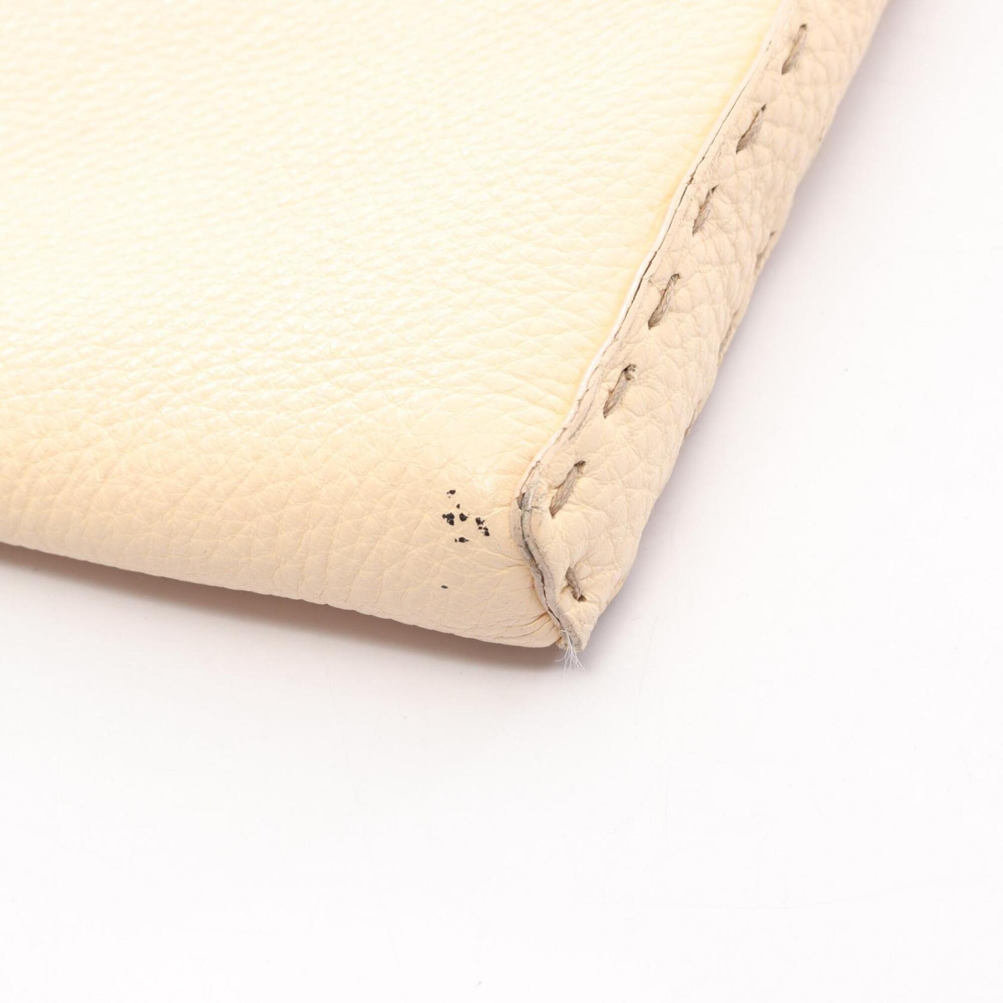 Fendi Selleria Ivory Leather Handbag Shoulder Bag (Pre-Owned)