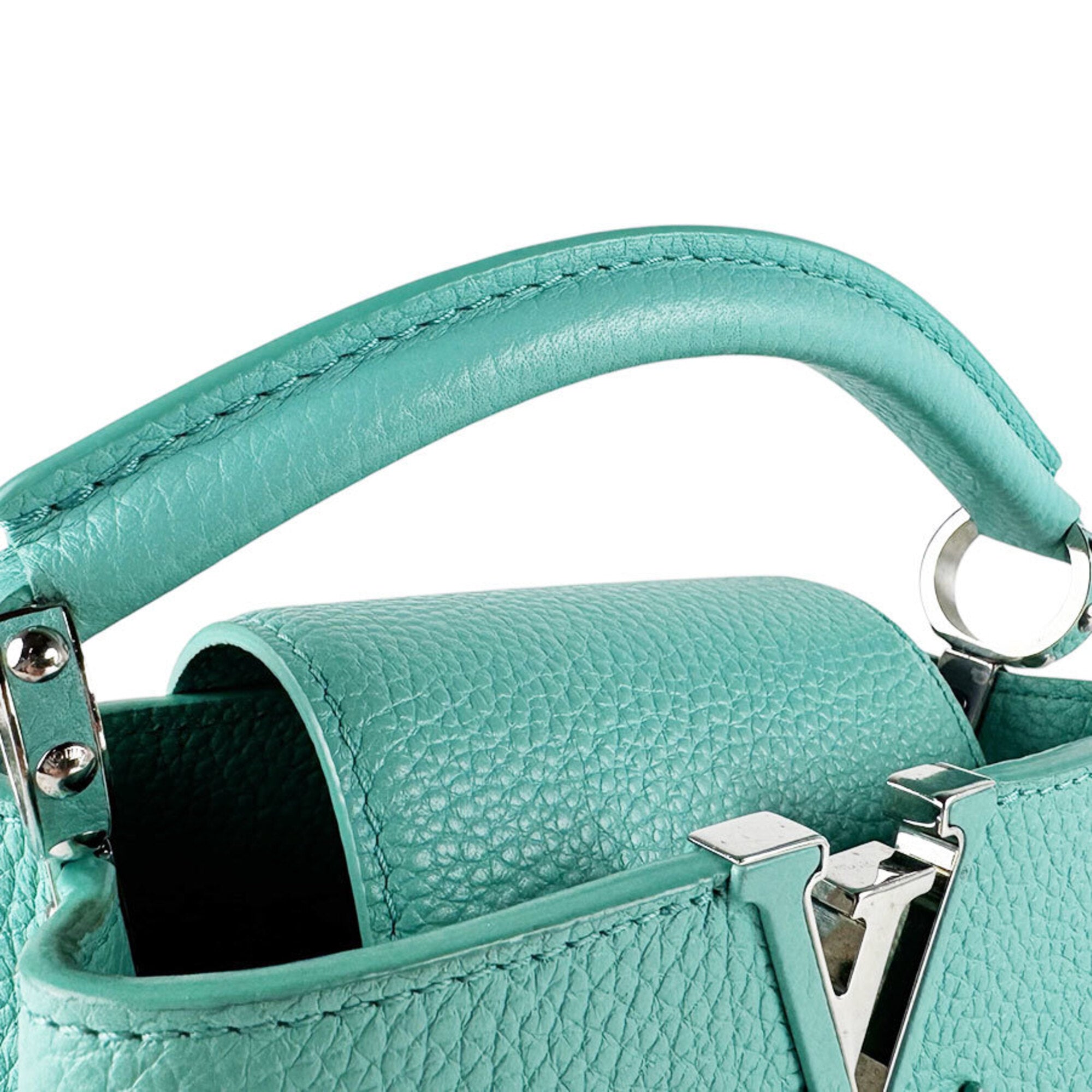 Louis Vuitton Green Leather Handbag Shoulder Bag (Pre-Owned)