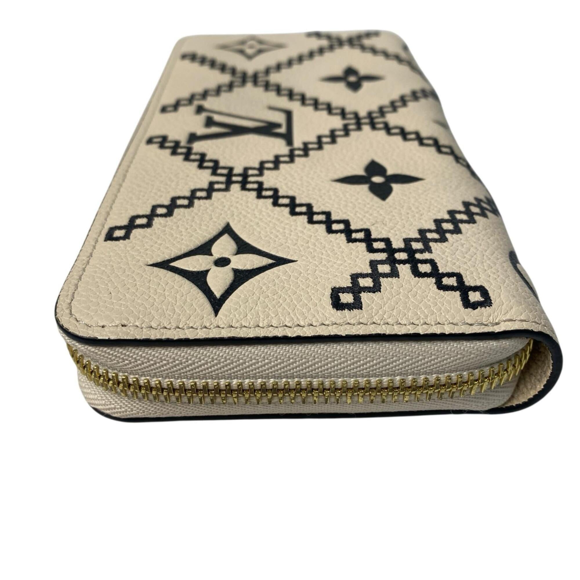 Louis Vuitton Cream Leather Long Wallet (Bi-Fold) (Pre-Owned)