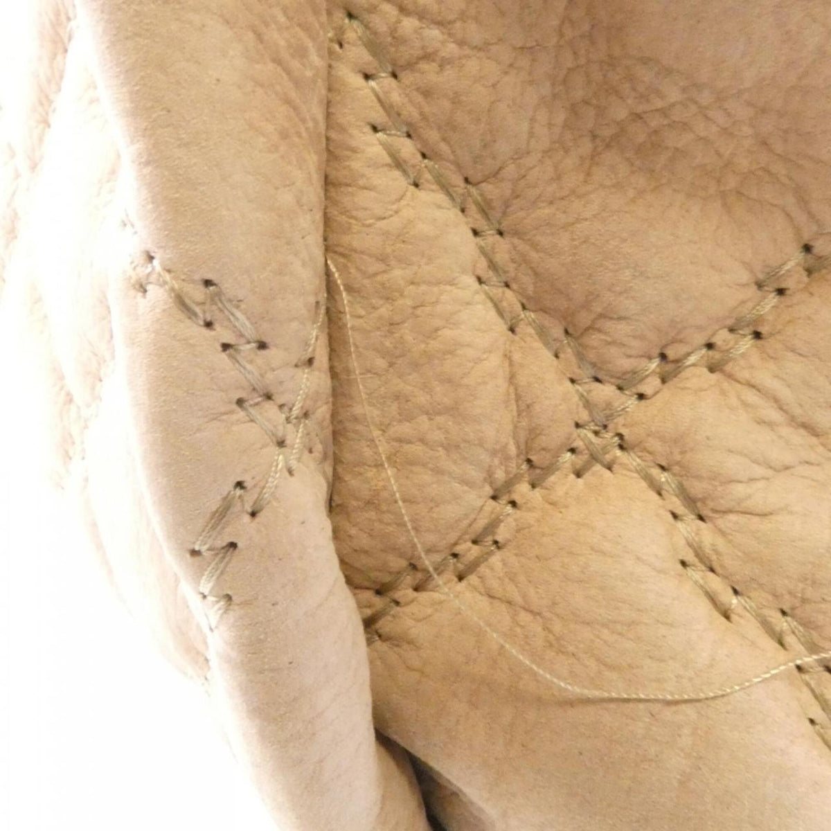 Chanel Light Beige Leather Shoulder Bag (Pre-Owned)