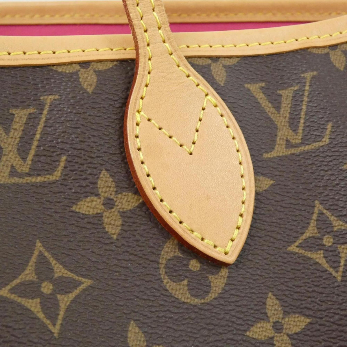 Louis Vuitton Brown Coated Canvas Handbag (Pre-Owned)