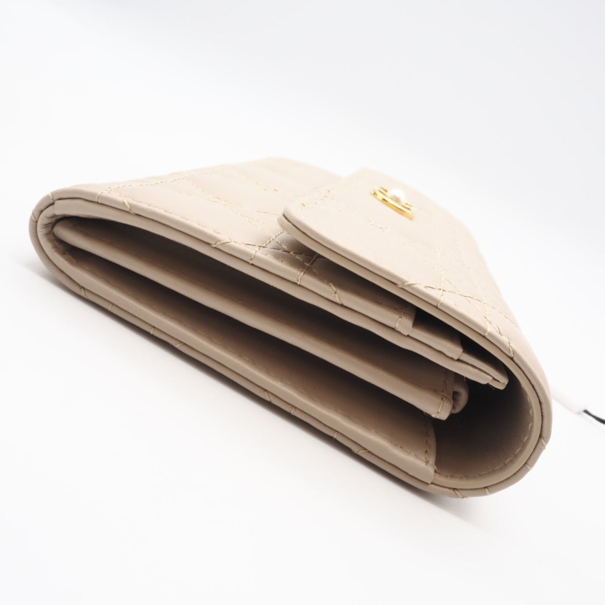 Christian Dior Beige Leather Long Wallet (Bi-Fold) (Pre-Owned)