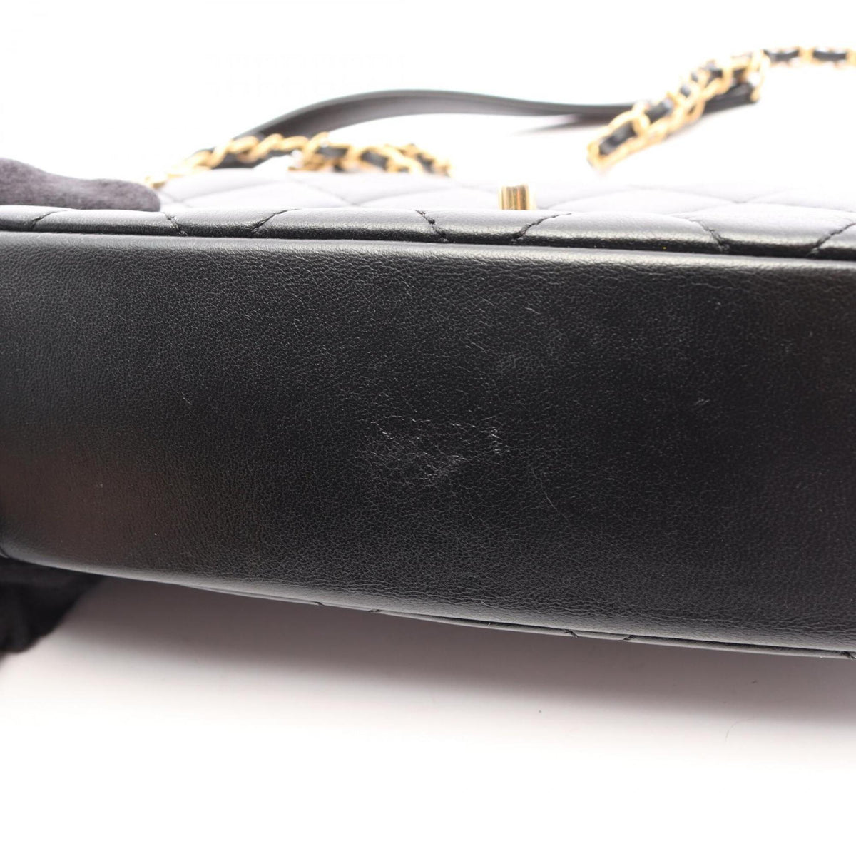 Chanel Black Leather Handbag Shoulder Bag (Pre-Owned)