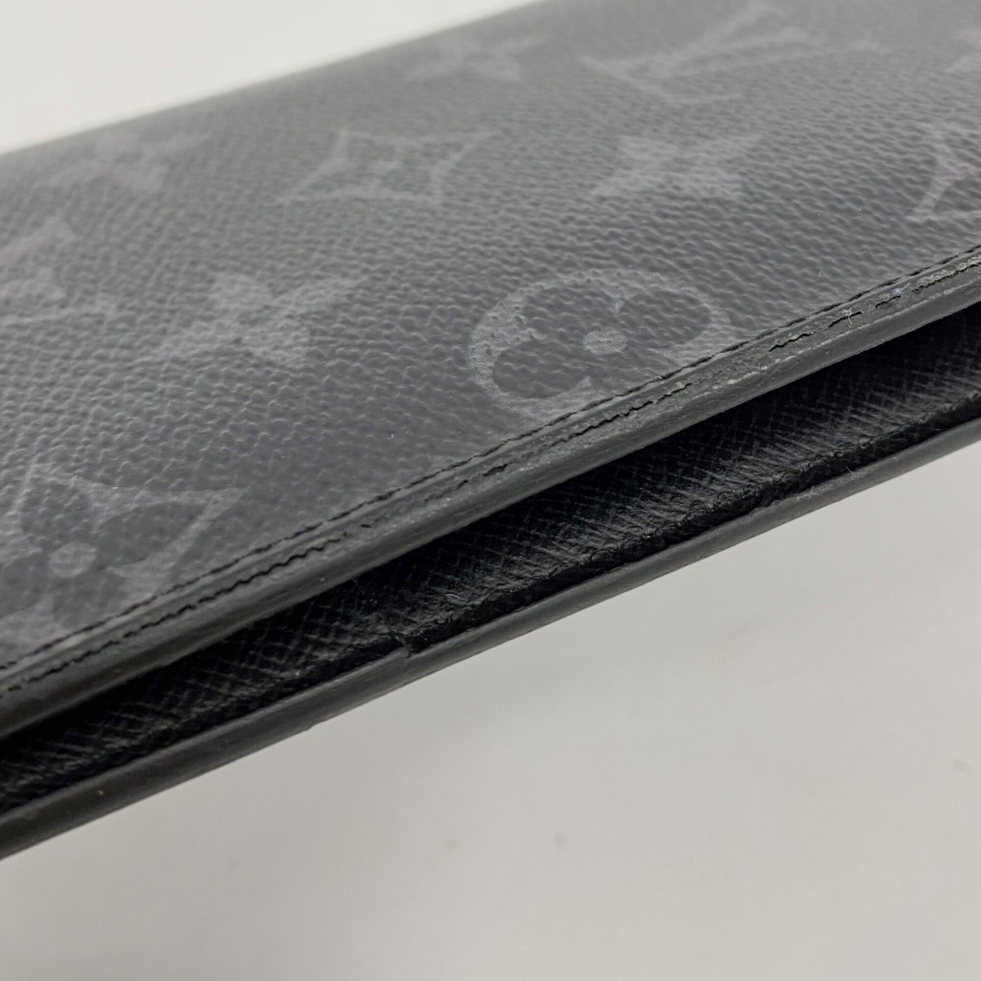 Louis Vuitton Black Long Wallet (Bi-Fold) (Pre-Owned)