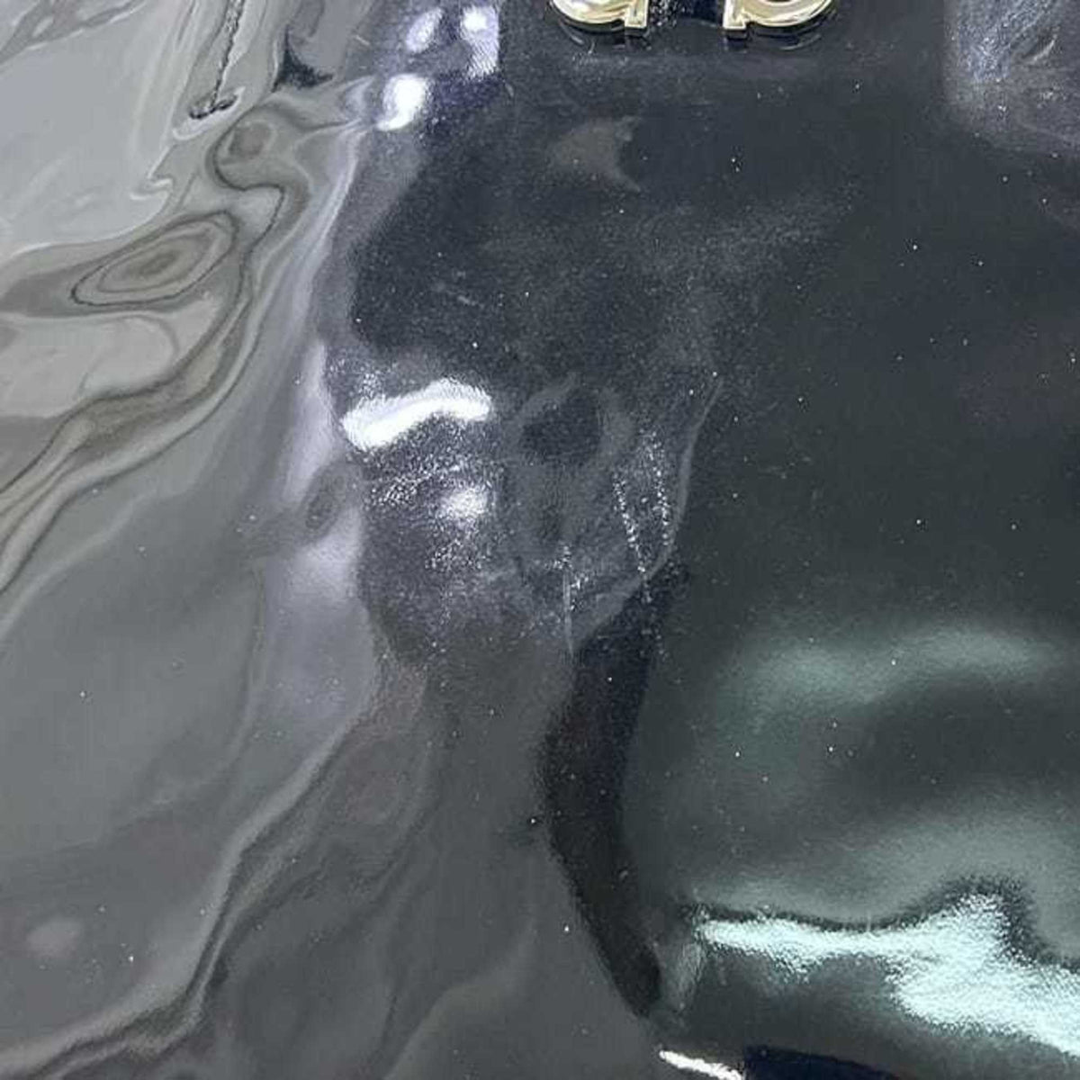 Salvatore Ferragamo Black Patent Leather Tote Bag (Pre-Owned)