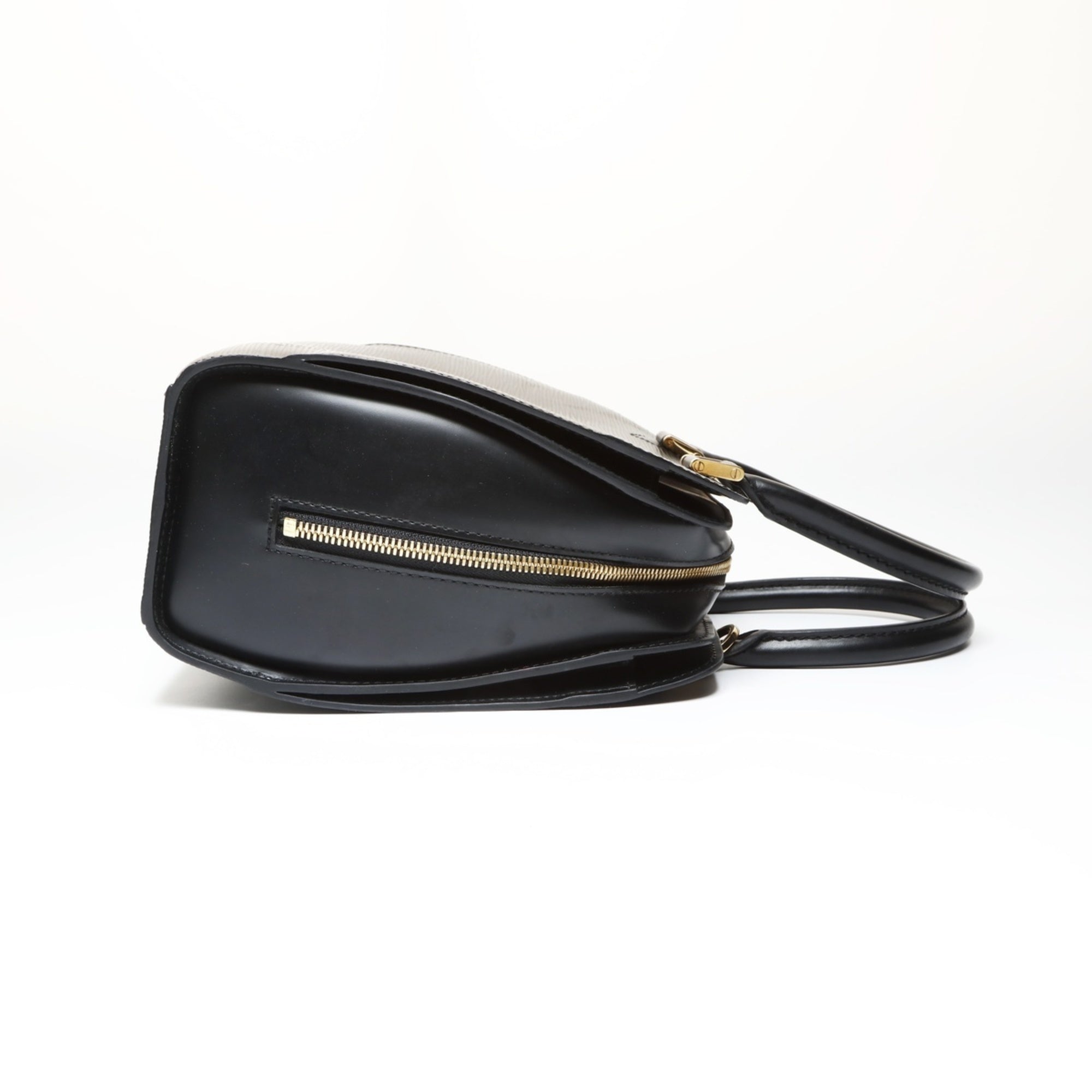 Louis Vuitton Epi Black Epi Leather Handbag (Pre-Owned)